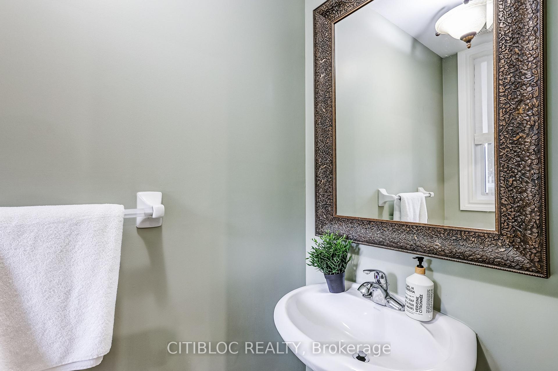 Photo 9 of 23 Evaridge Drive, Markham, Cornell — HOMEH