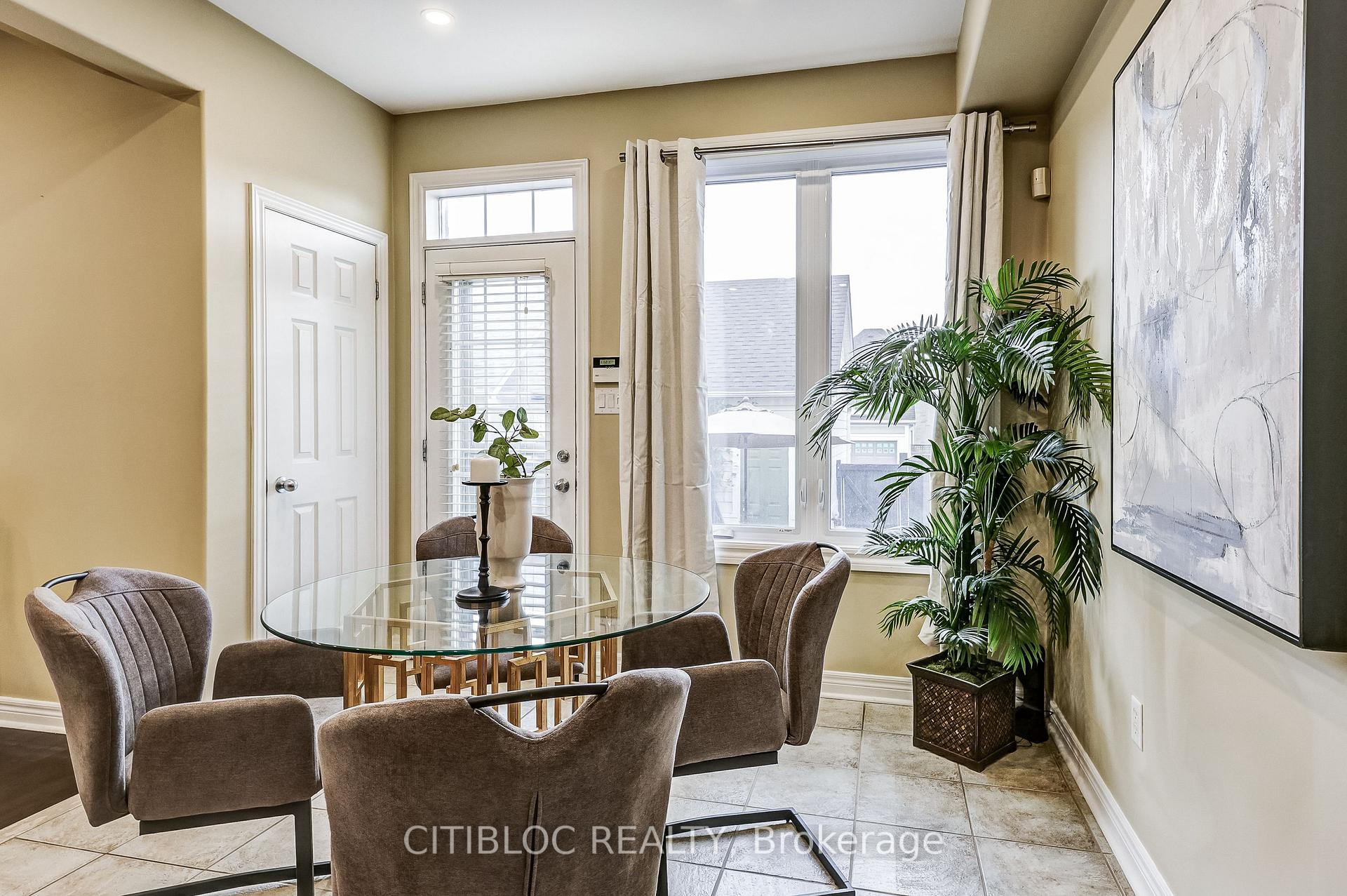Photo 14 of 23 Evaridge Drive, Markham, Cornell — HOMEH