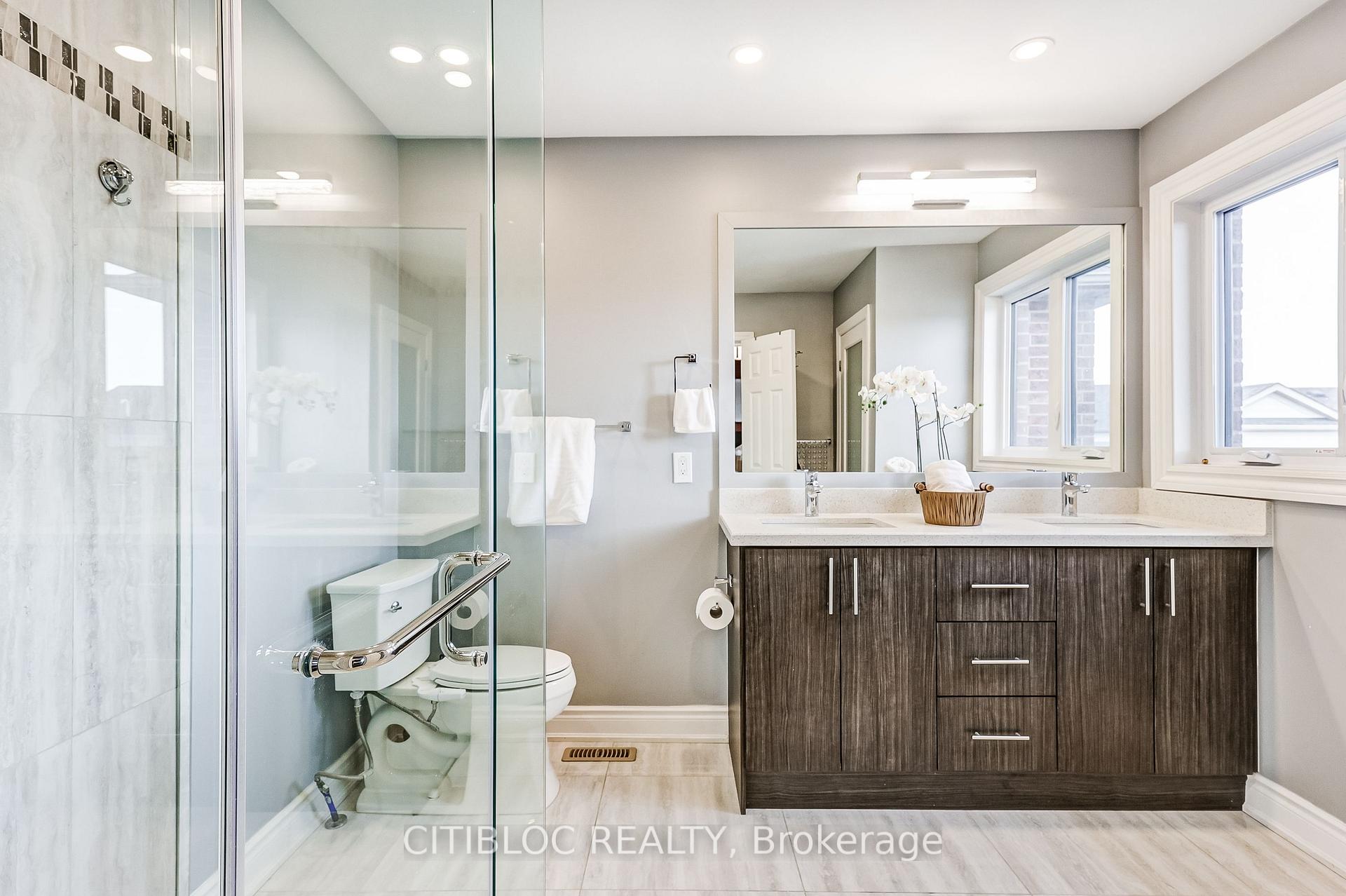 Photo 23 of 23 Evaridge Drive, Markham, Cornell — HOMEH