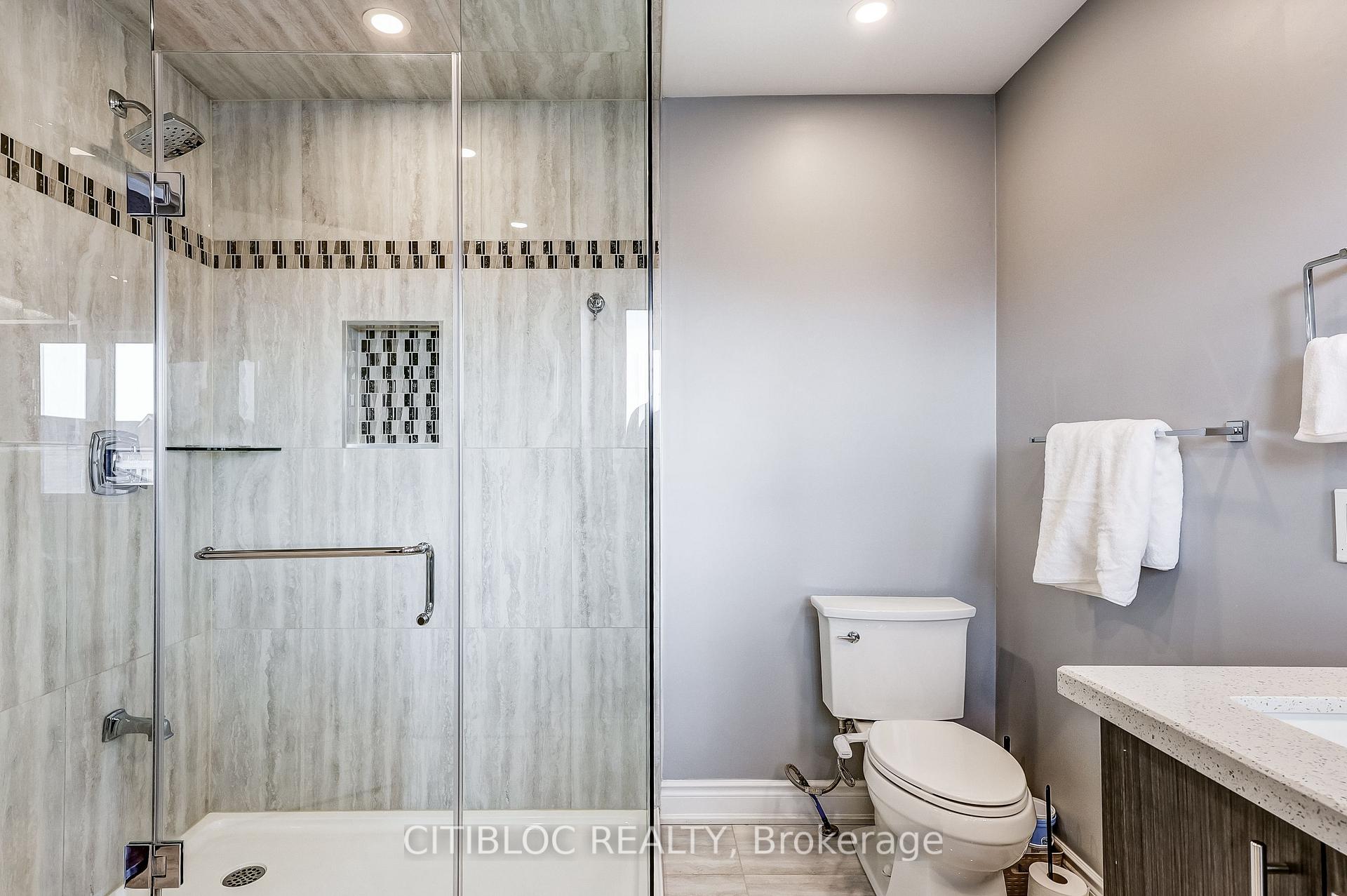 Photo 24 of 23 Evaridge Drive, Markham, Cornell — HOMEH