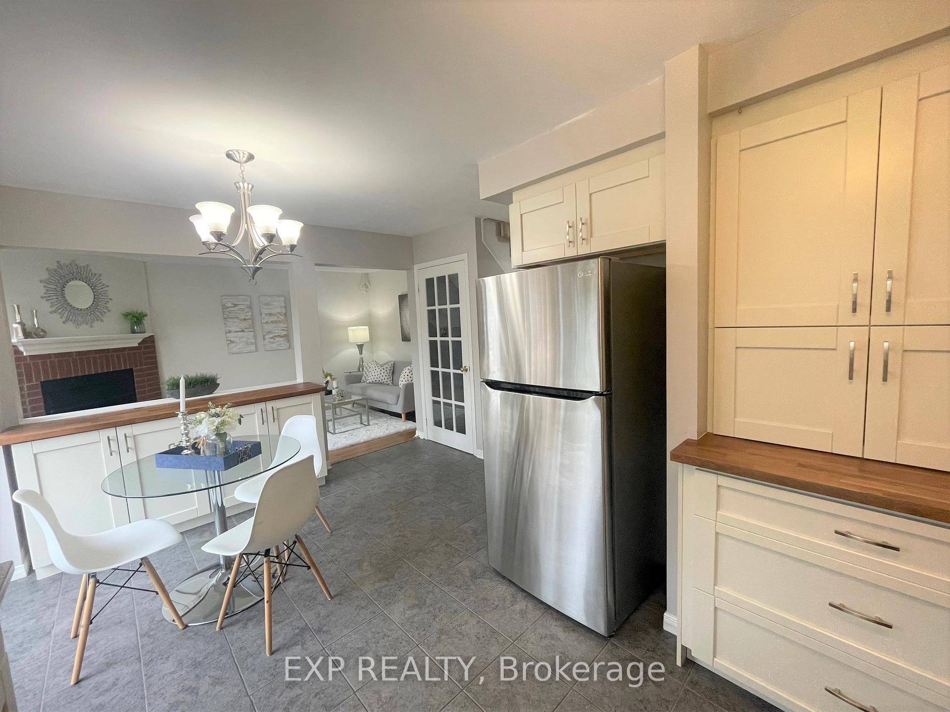 Photo 14 of 63 Beacon Way, Ottawa, Kanata - Morgan's Grant/South March — HOMEH