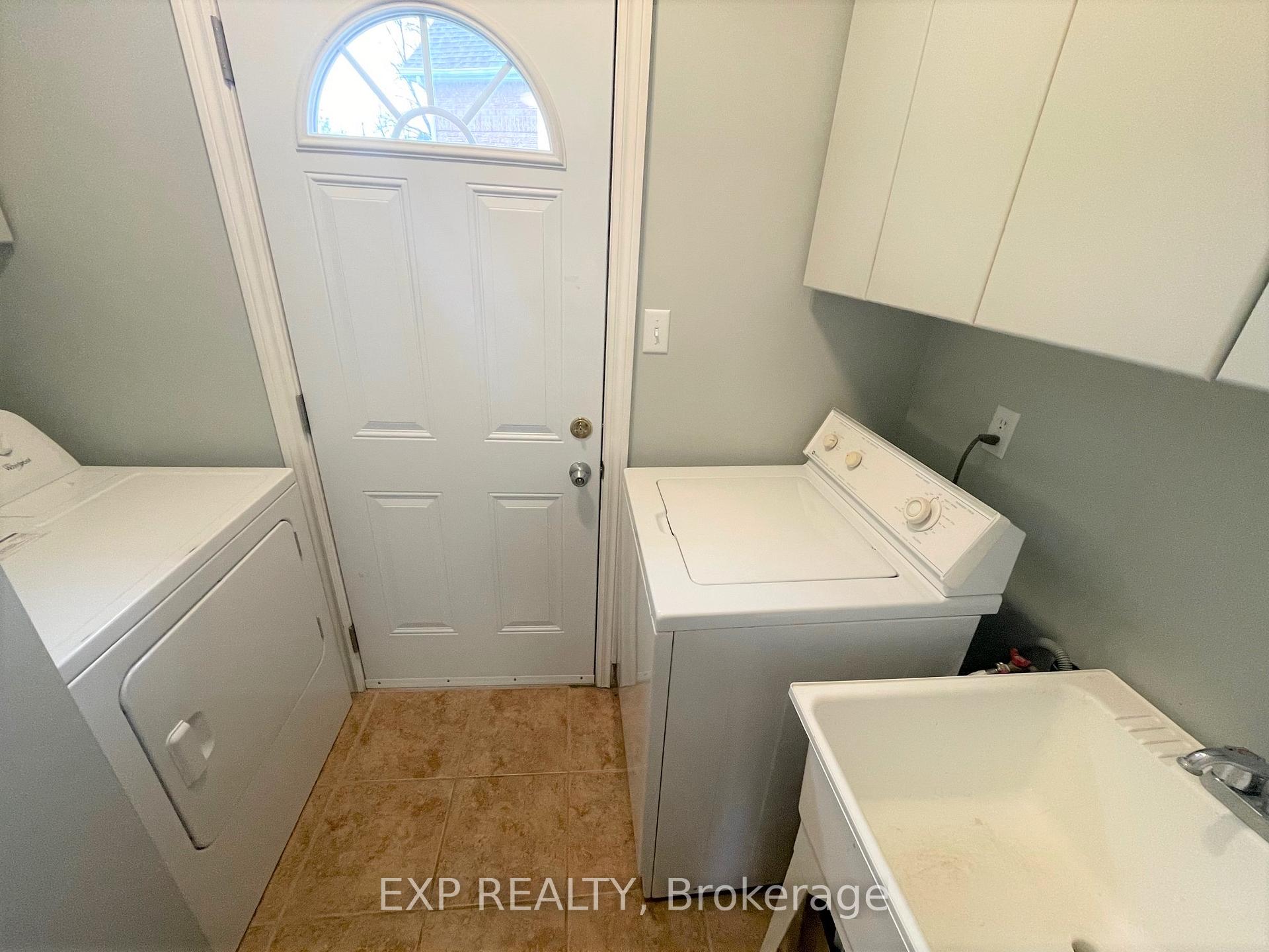 Photo 19 of 63 Beacon Way, Ottawa, Kanata - Morgan's Grant/South March — HOMEH