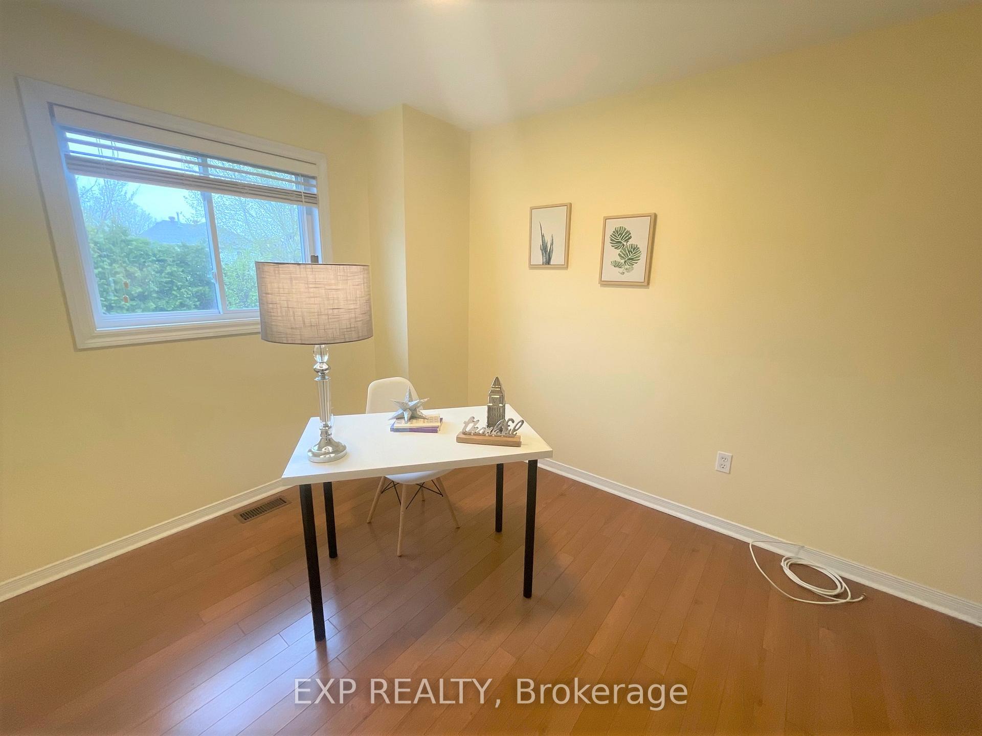 Photo 27 of 63 Beacon Way, Ottawa, Kanata - Morgan's Grant/South March — HOMEH