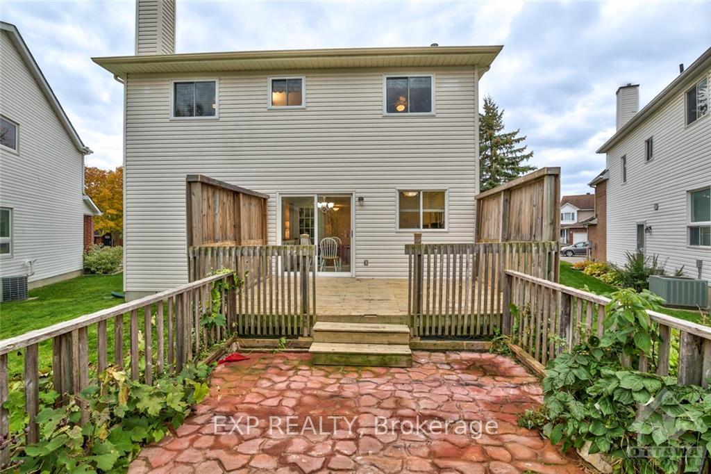 Photo 37 of 63 Beacon Way, Ottawa, Kanata - Morgan's Grant/South March — HOMEH