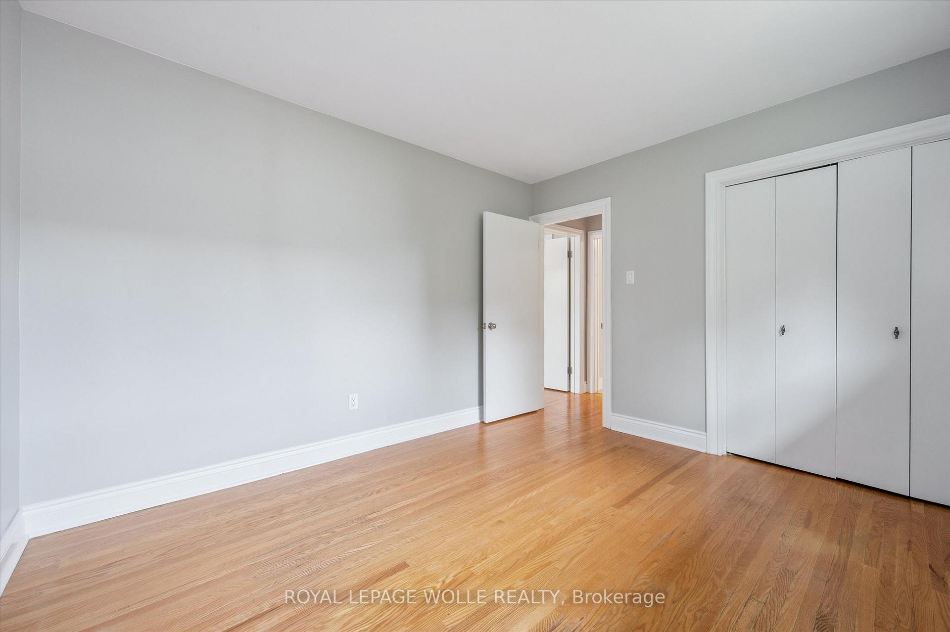Photo 26 of 29 Strathcona Crescent, Kitchener — HOMEH