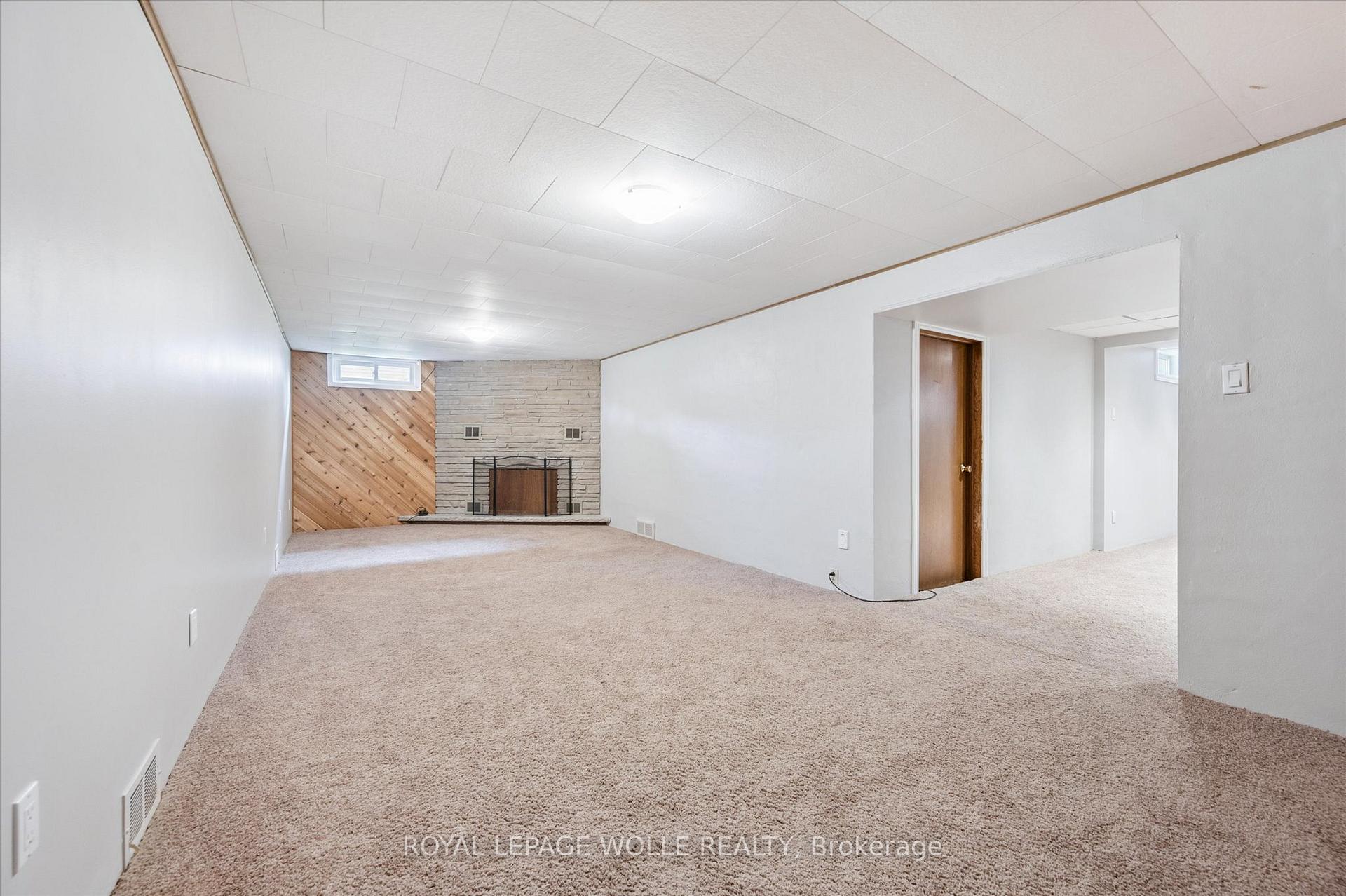Photo 27 of 29 Strathcona Crescent, Kitchener — HOMEH
