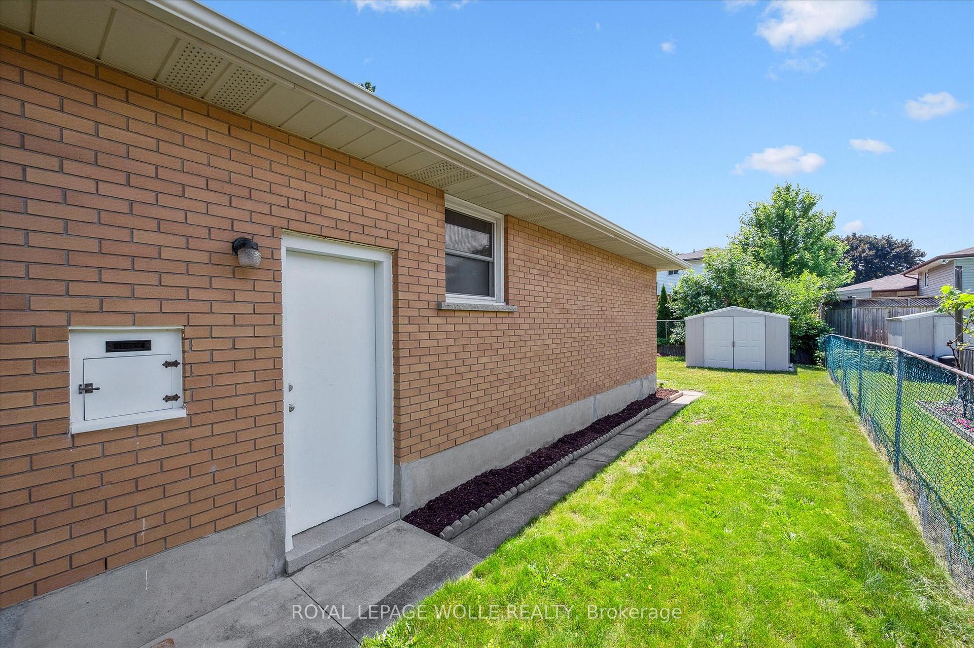 Photo 38 of 29 Strathcona Crescent, Kitchener — HOMEH