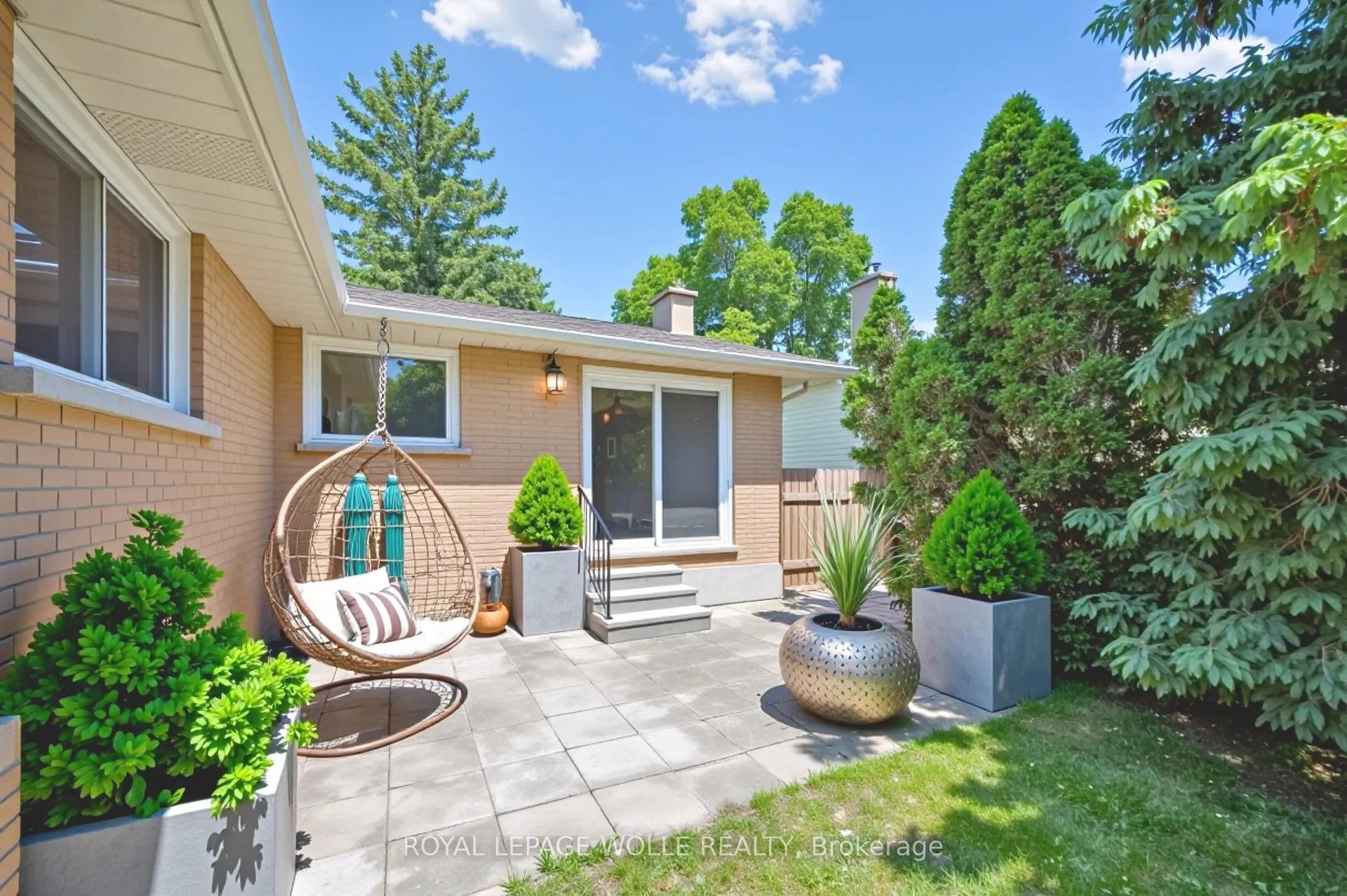 Photo 43 of 29 Strathcona Crescent, Kitchener — HOMEH