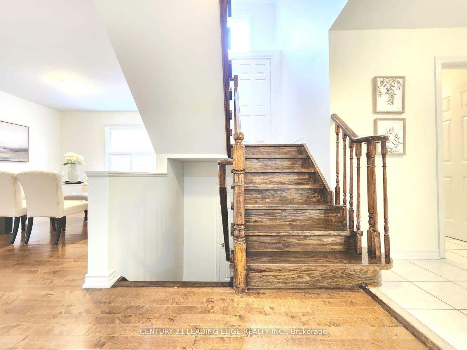 Photo 12 of 86 Quince Crescent, Markham, Rouge River Estates — HOMEH