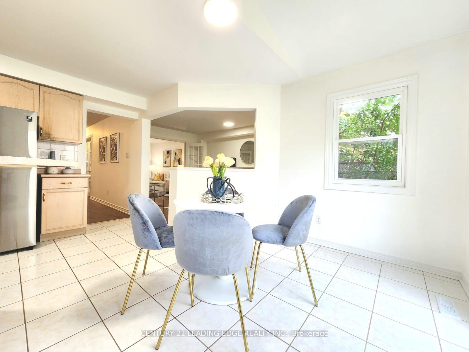 Photo 14 of 86 Quince Crescent, Markham, Rouge River Estates — HOMEH