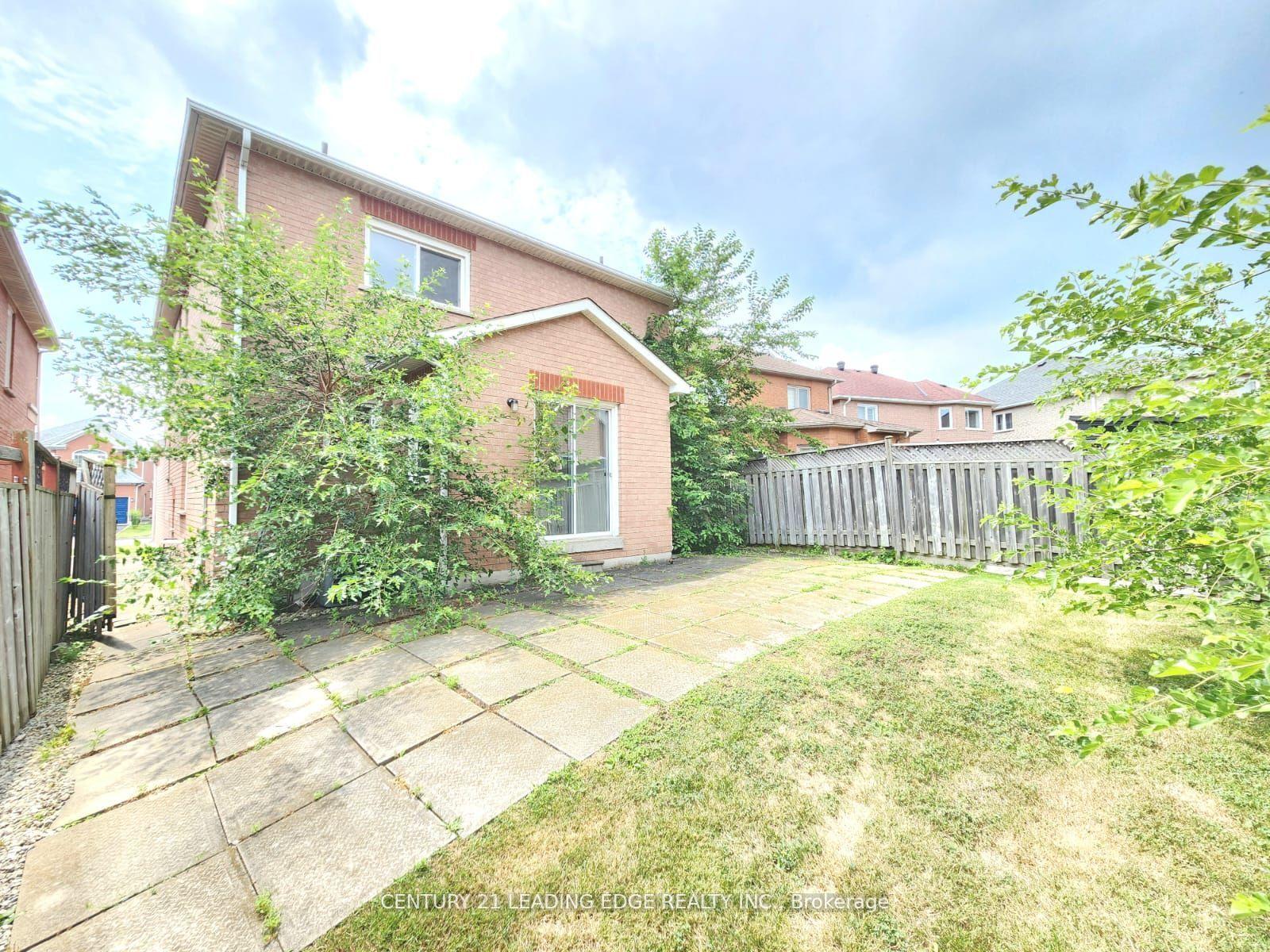 Photo 16 of 86 Quince Crescent, Markham, Rouge River Estates — HOMEH