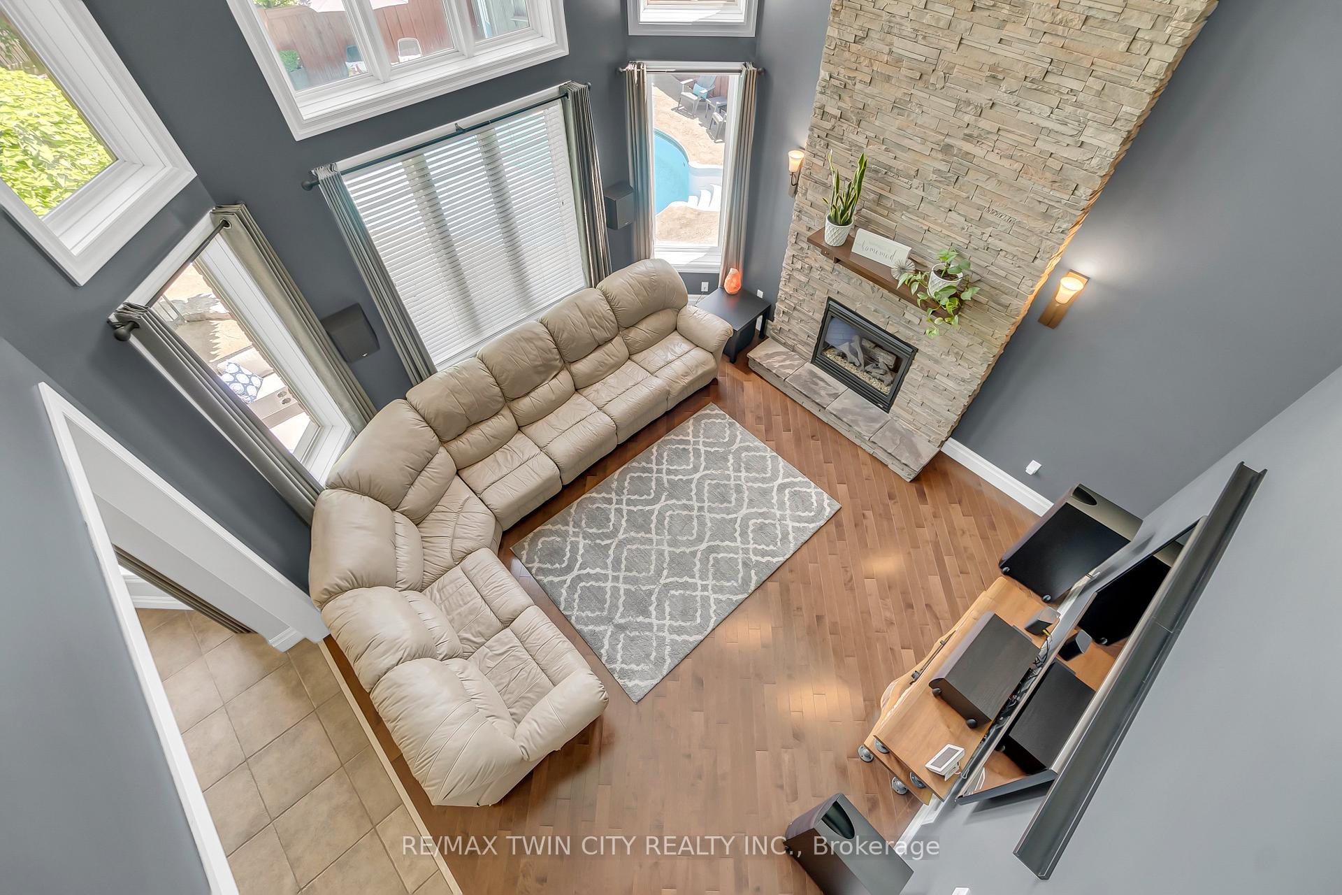 Photo 13 of 918 Fung Place, Kitchener — HOMEH