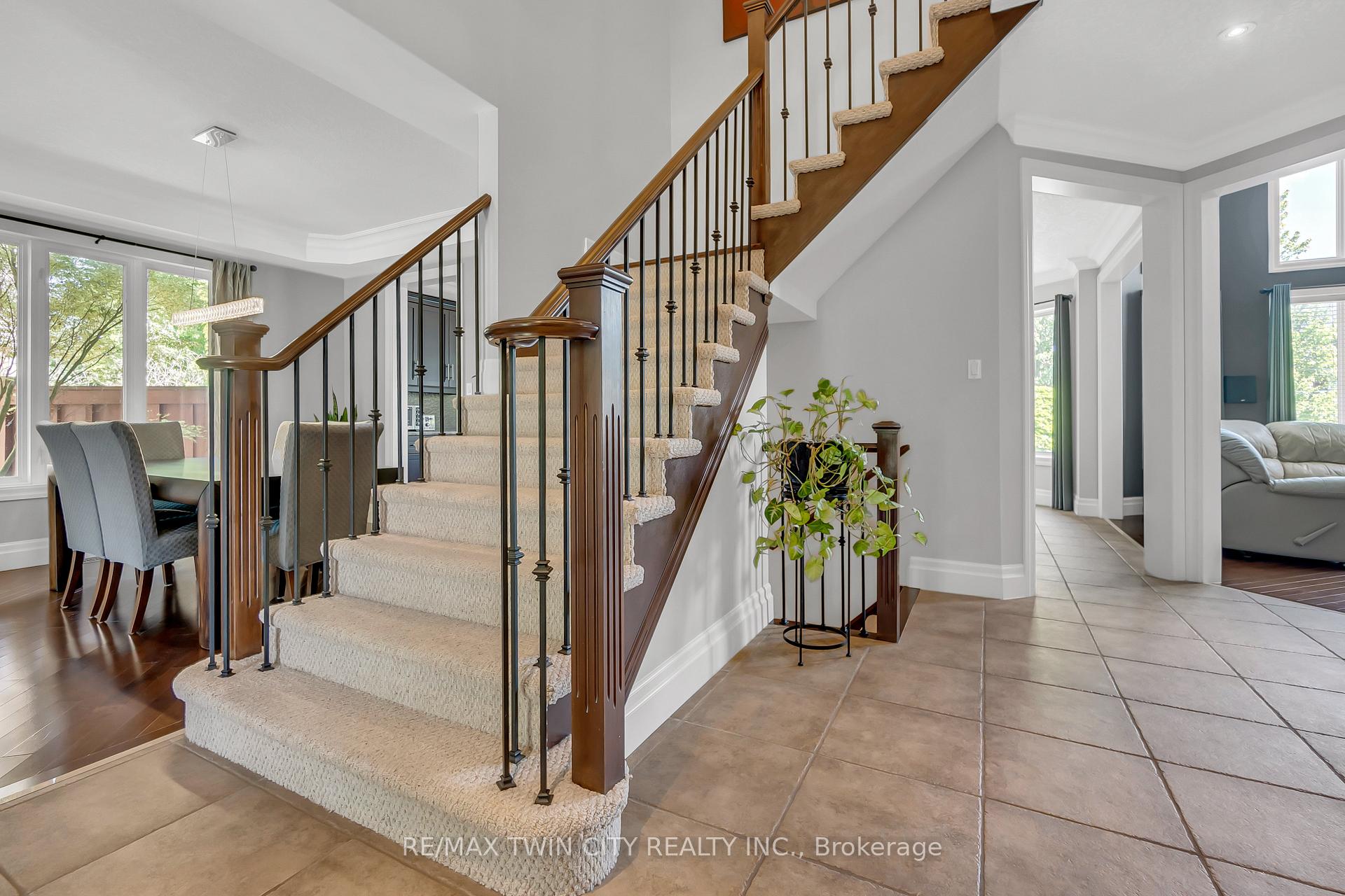 Photo 16 of 918 Fung Place, Kitchener — HOMEH