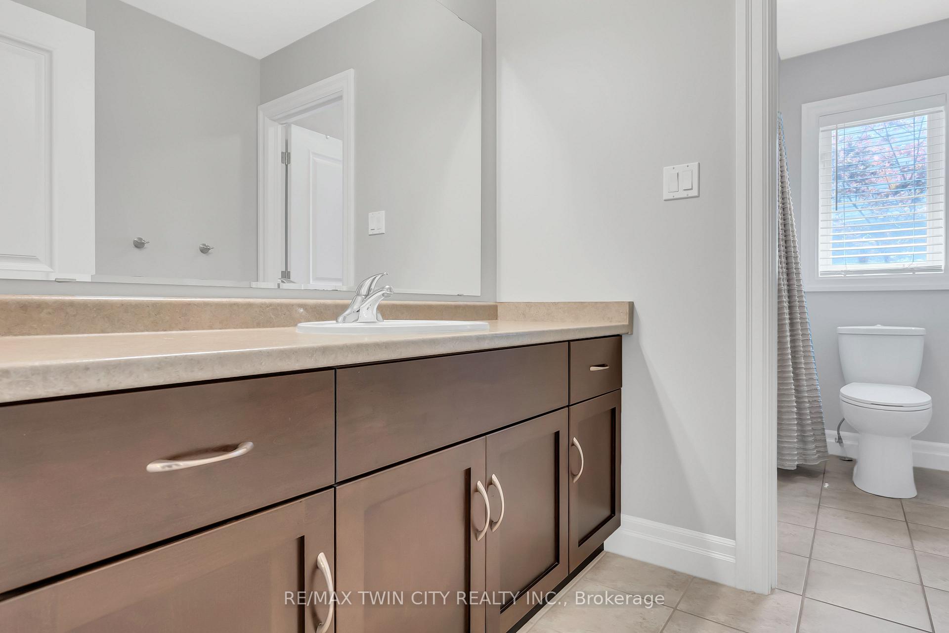 Photo 26 of 918 Fung Place, Kitchener — HOMEH
