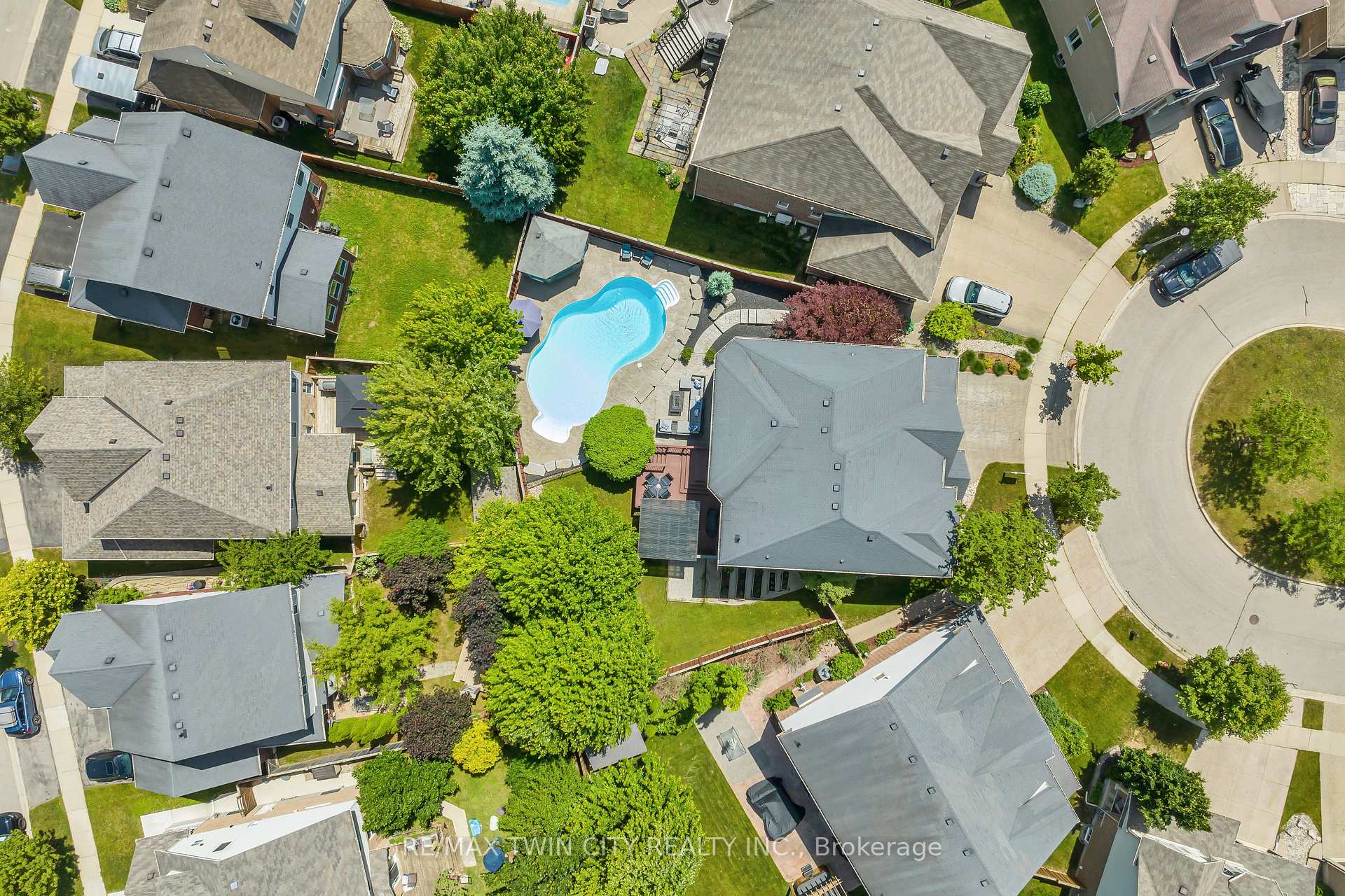 Photo 37 of 918 Fung Place, Kitchener — HOMEH