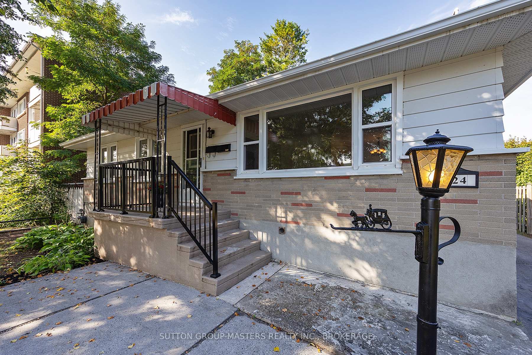 Photo 4 of 324 Yonge Street, Kingston, Central City West — HOMEH