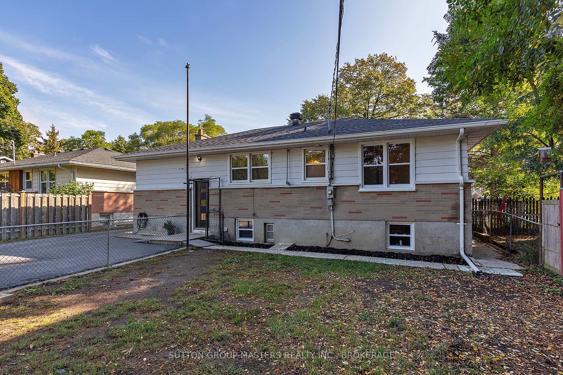 Photo 10 of 324 Yonge Street, Kingston, Central City West — HOMEH