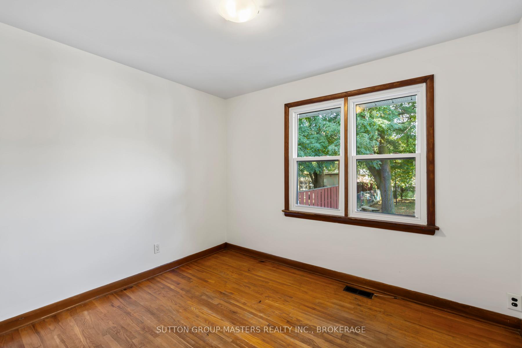 Photo 33 of 324 Yonge Street, Kingston, Central City West — HOMEH