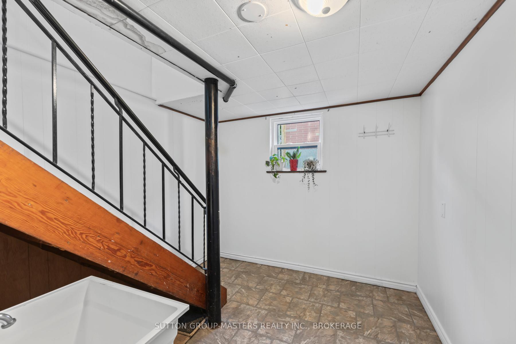 Photo 36 of 324 Yonge Street, Kingston, Central City West — HOMEH