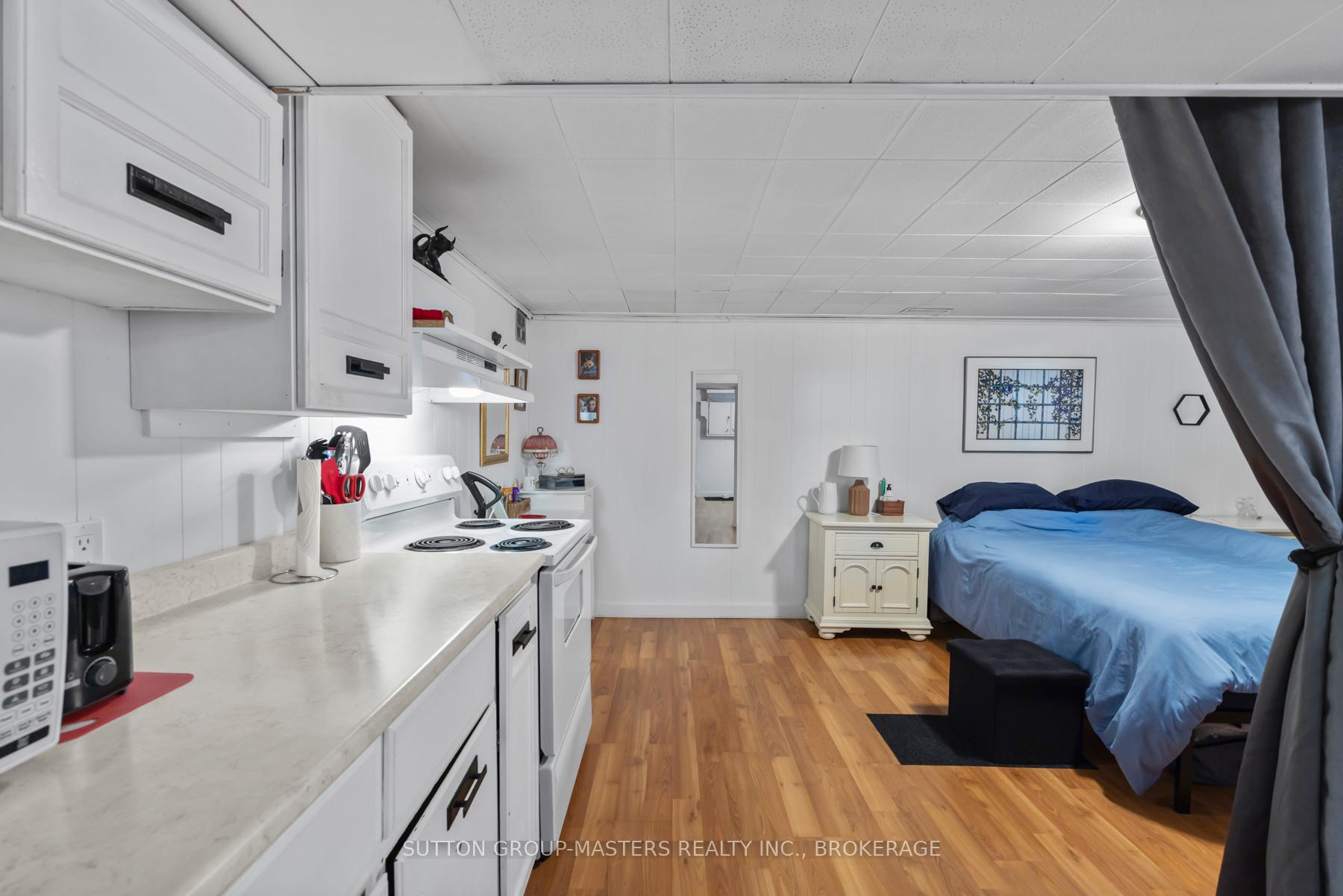 Photo 43 of 324 Yonge Street, Kingston, Central City West — HOMEH