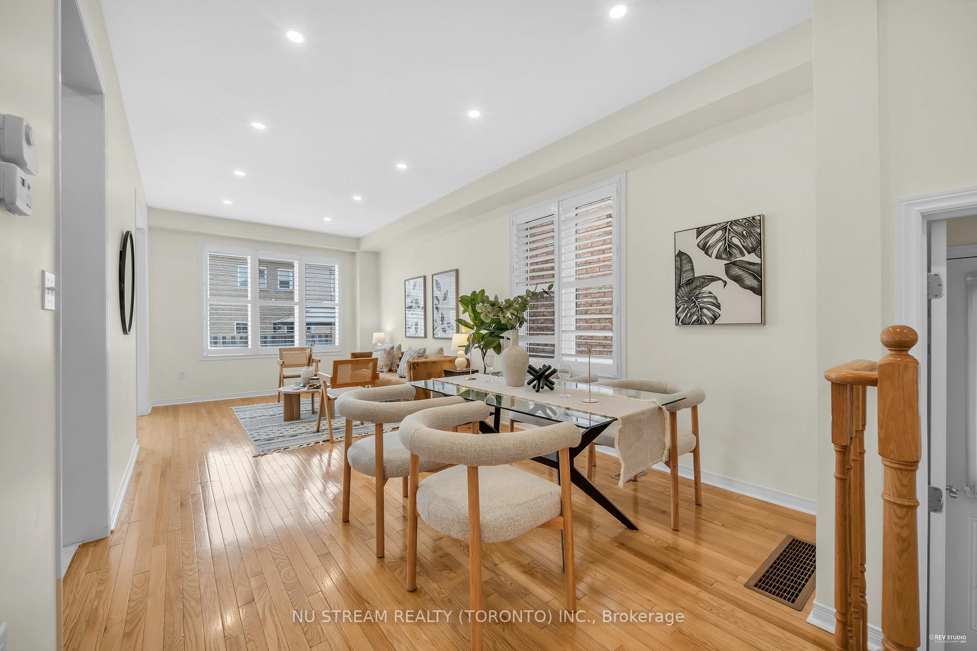 Photo 8 of 15 Trinco Way, Markham, Cedarwood — HOMEH