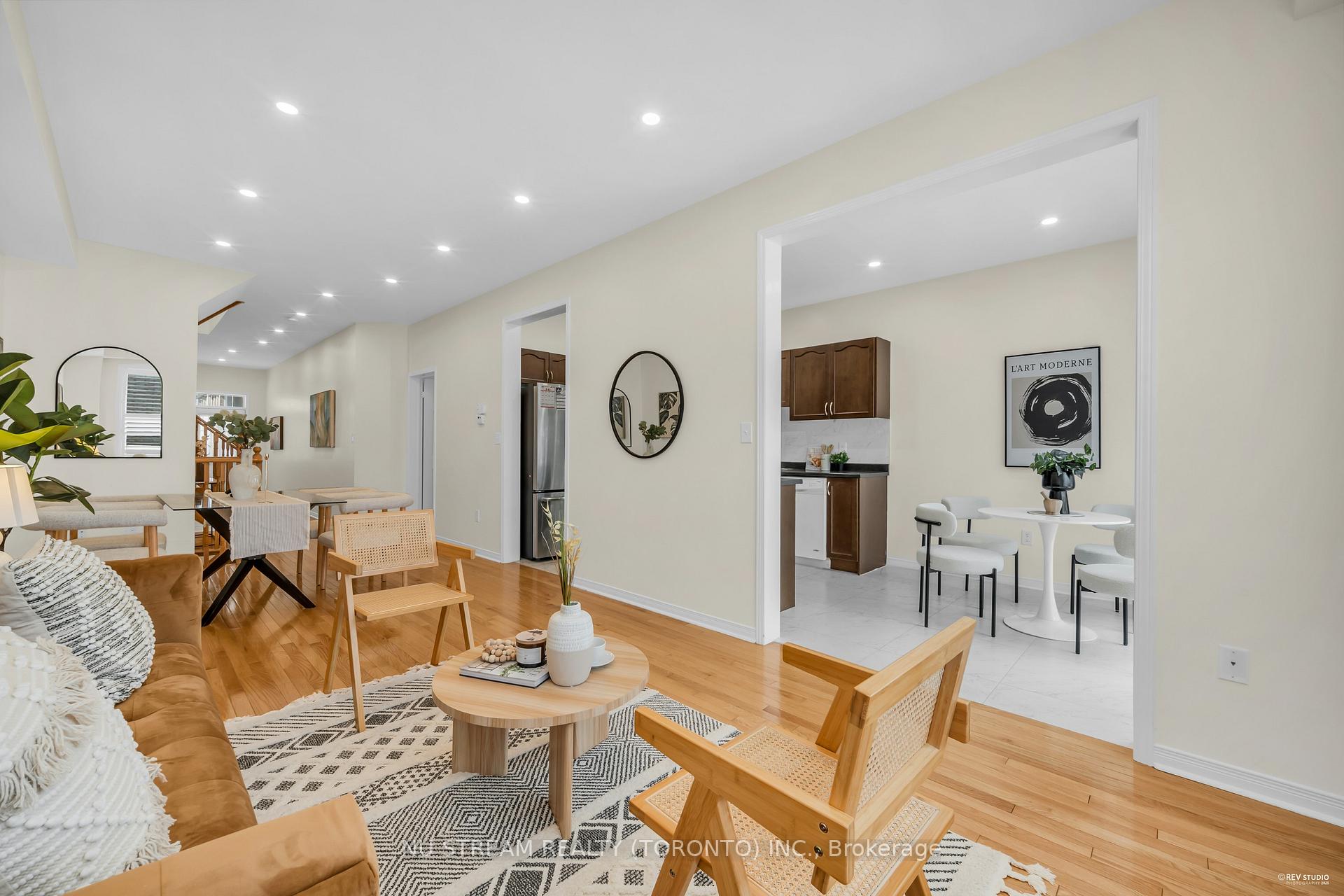 Photo 14 of 15 Trinco Way, Markham, Cedarwood — HOMEH