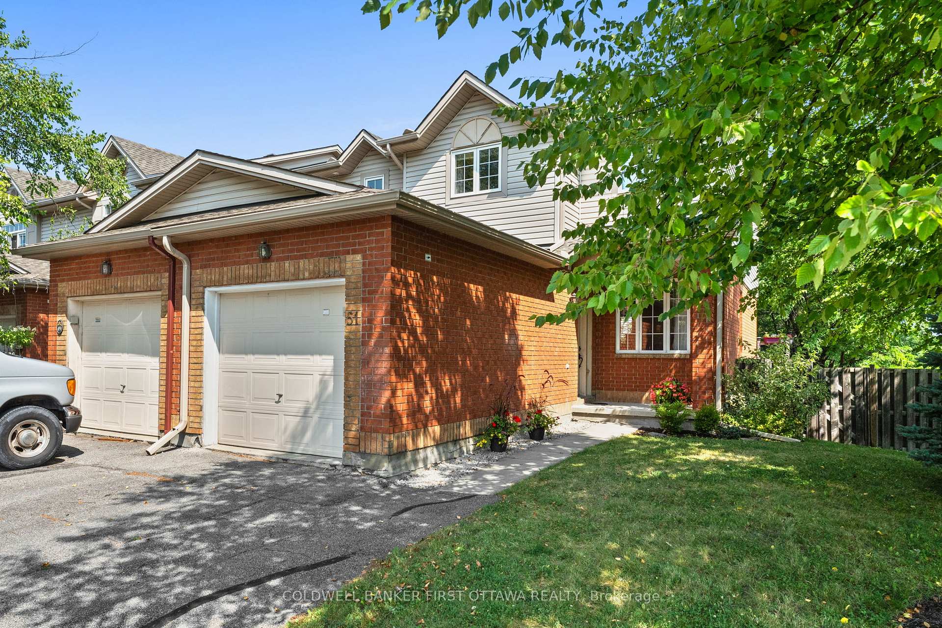 Photo 3 of 51 Helmsdale Drive, Ottawa, Kanata - Morgan's Grant/South March — HOMEH