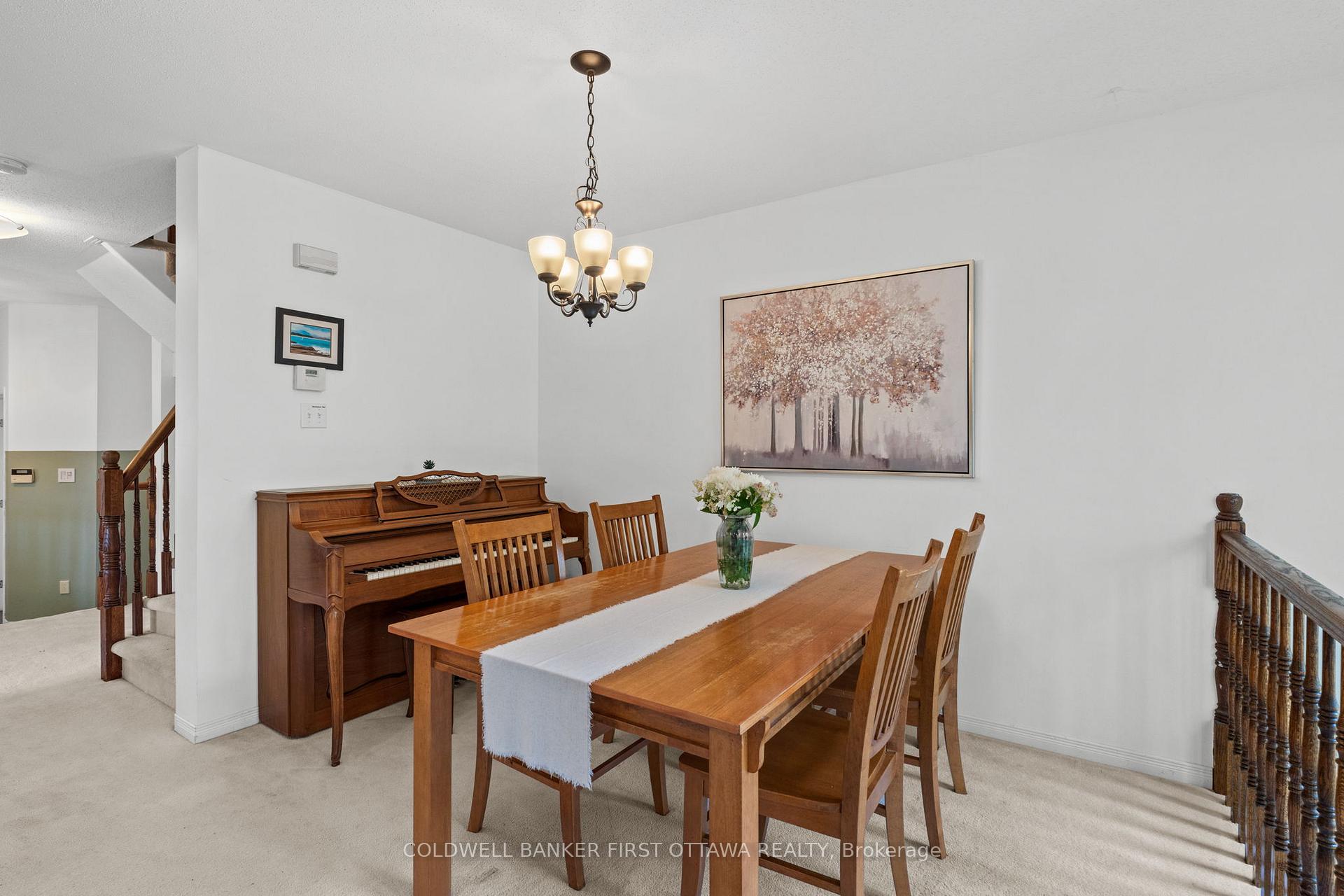 Photo 12 of 51 Helmsdale Drive, Ottawa, Kanata - Morgan's Grant/South March — HOMEH