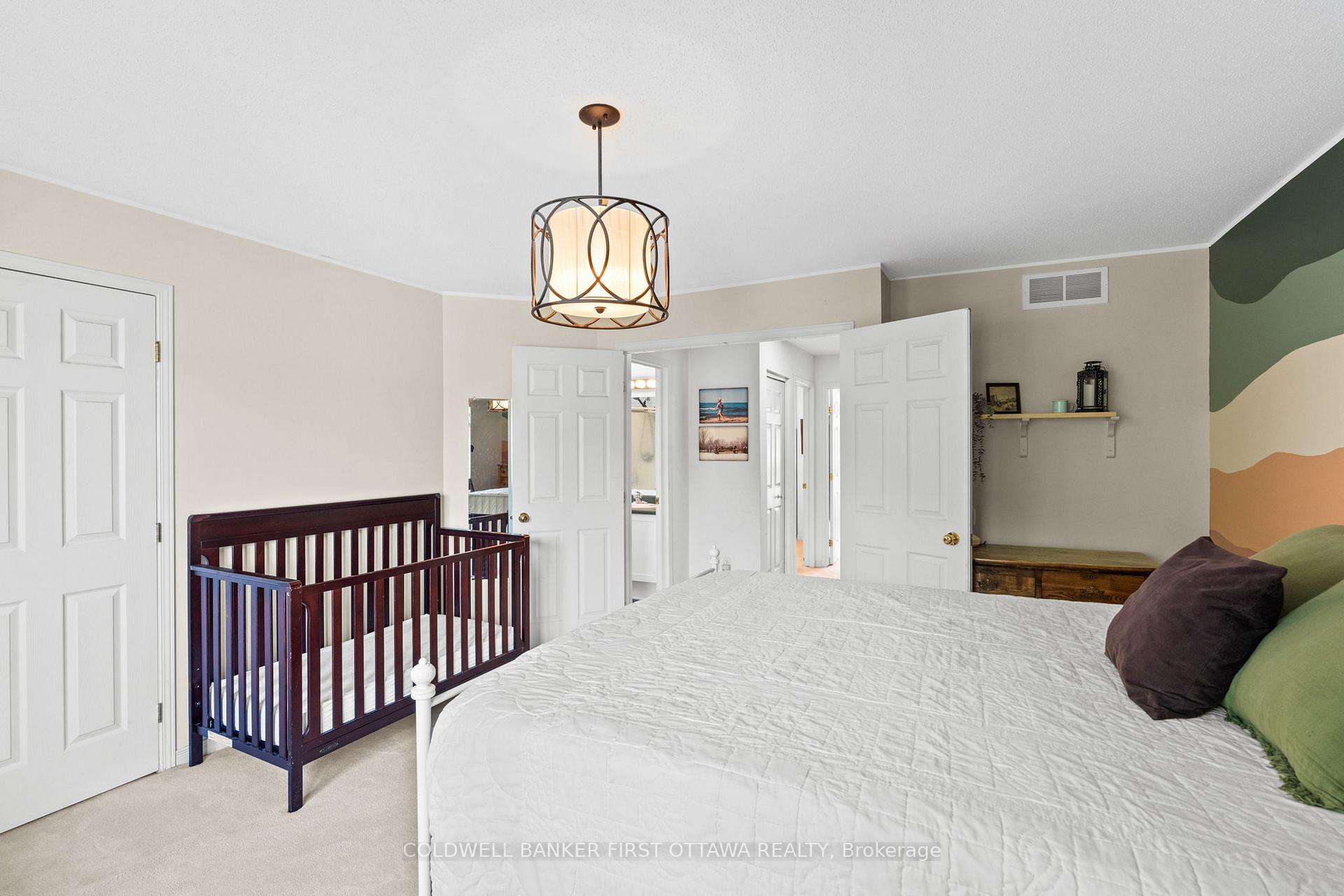 Photo 21 of 51 Helmsdale Drive, Ottawa, Kanata - Morgan's Grant/South March — HOMEH