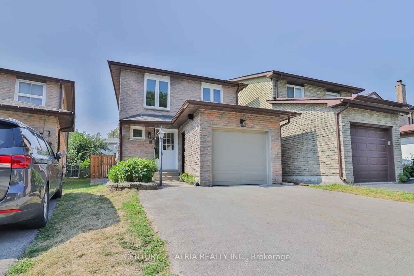 Photo 3 of 30 Pepperell Crescent, Markham, Milliken Mills West — HOMEH