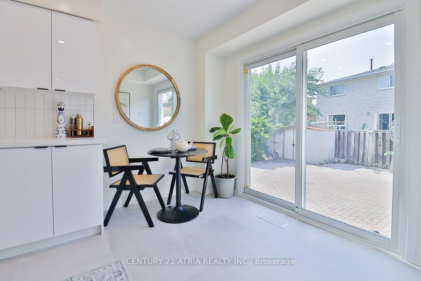 Photo 11 of 30 Pepperell Crescent, Markham, Milliken Mills West — HOMEH