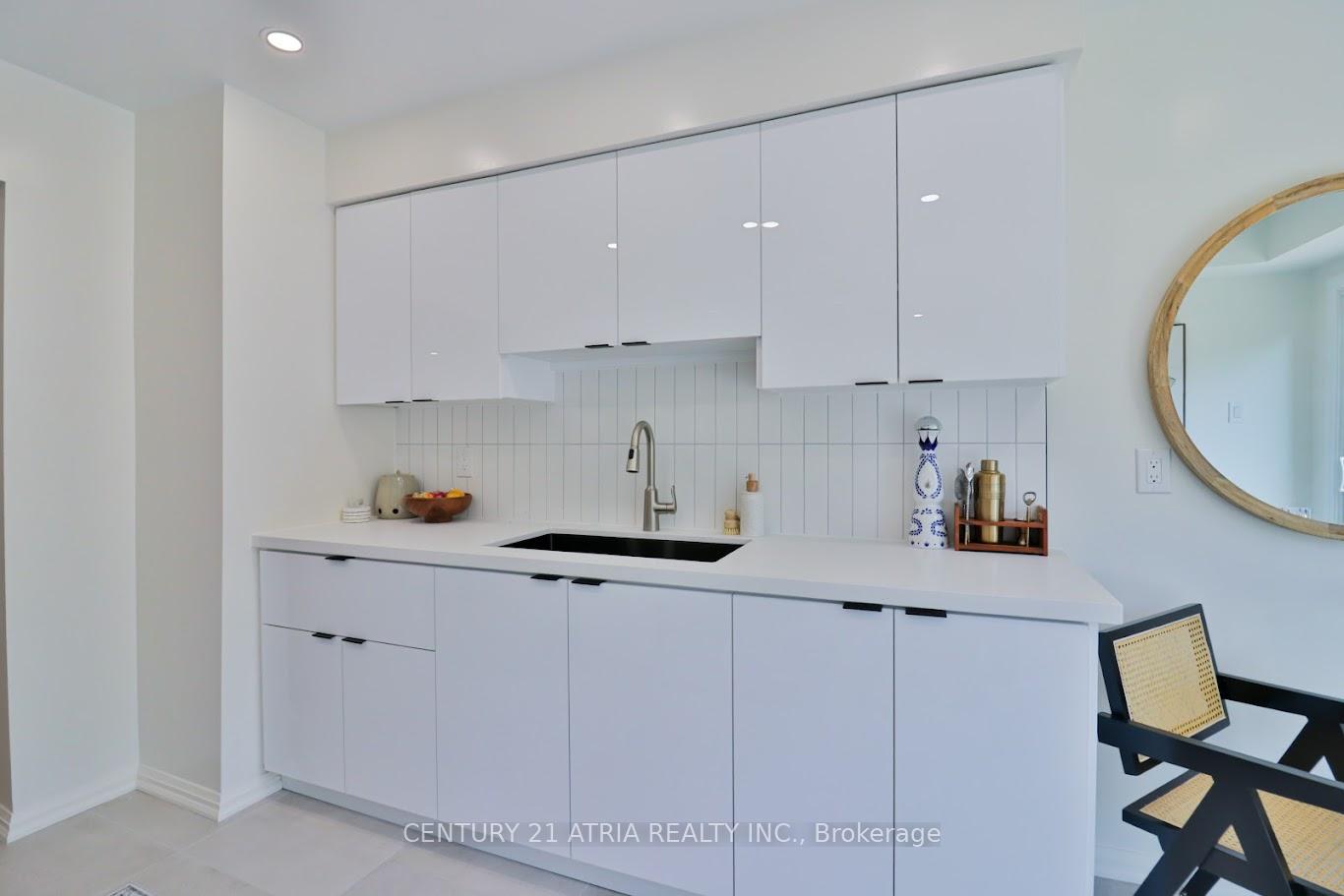 Photo 13 of 30 Pepperell Crescent, Markham, Milliken Mills West — HOMEH