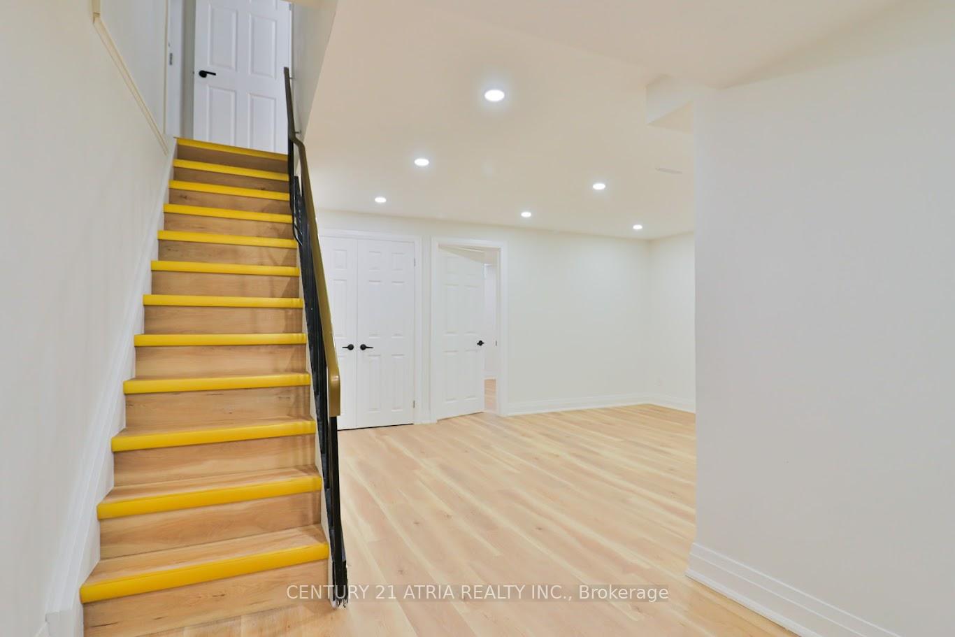 Photo 33 of 30 Pepperell Crescent, Markham, Milliken Mills West — HOMEH