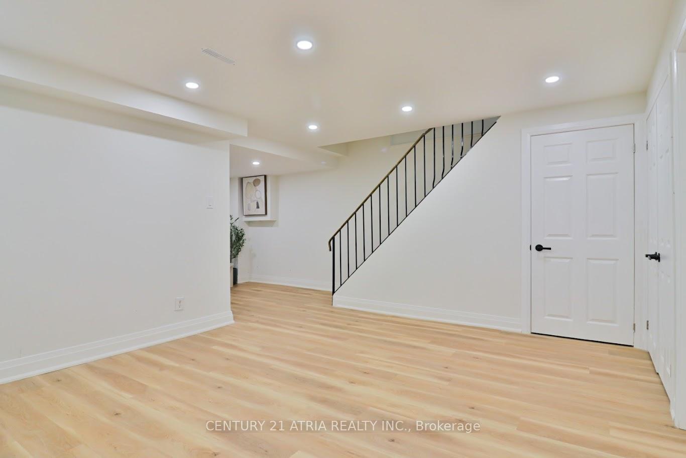 Photo 35 of 30 Pepperell Crescent, Markham, Milliken Mills West — HOMEH