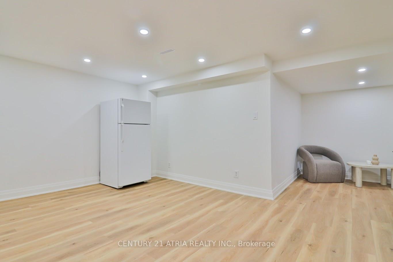 Photo 36 of 30 Pepperell Crescent, Markham, Milliken Mills West — HOMEH