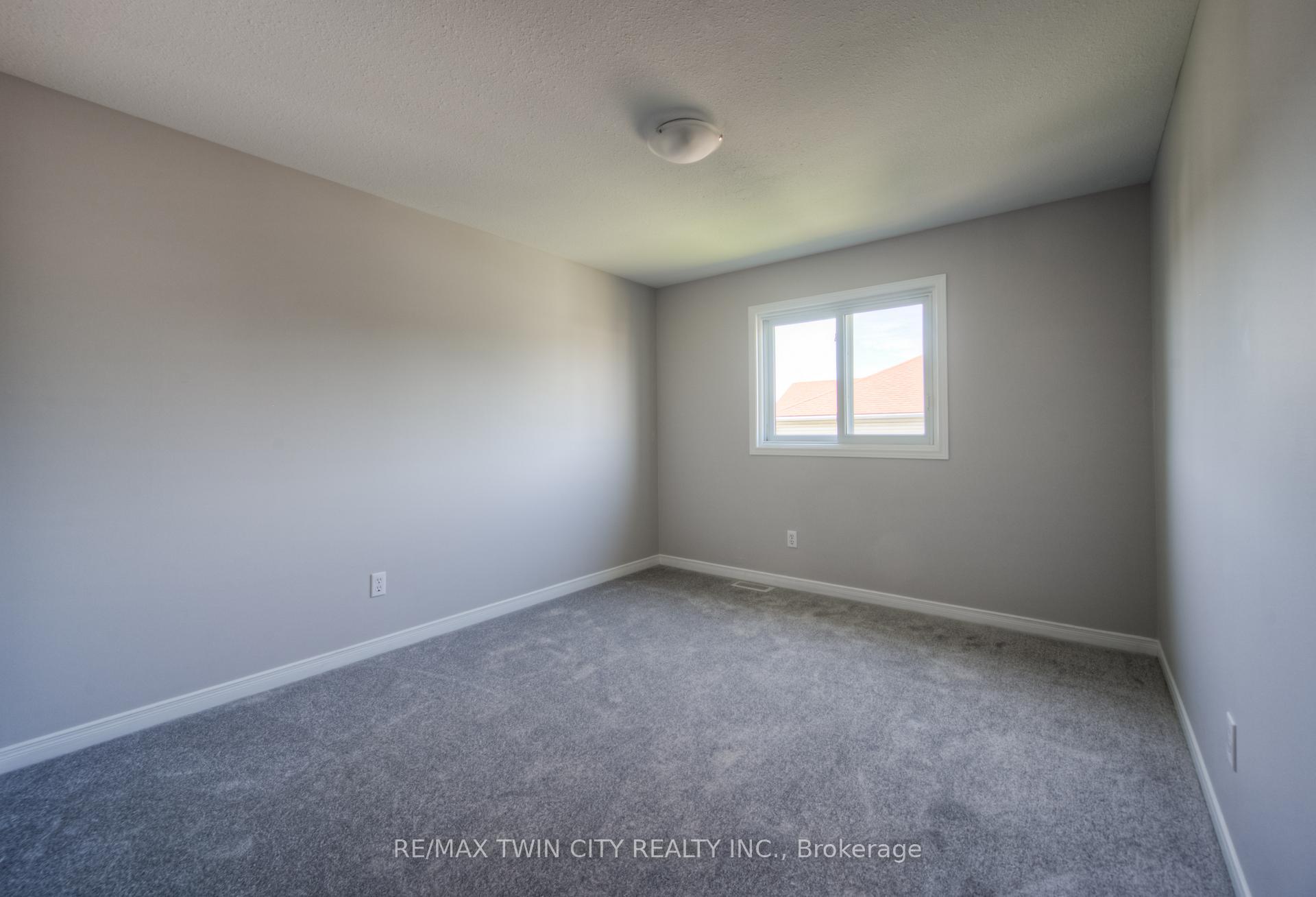 Photo 22 of 27 Hackberry Street, Kitchener — HOMEH