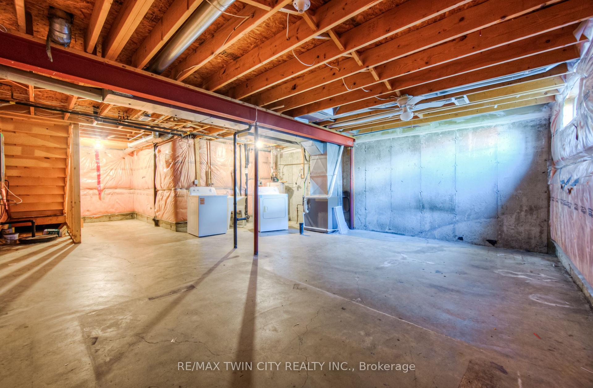Photo 24 of 27 Hackberry Street, Kitchener — HOMEH