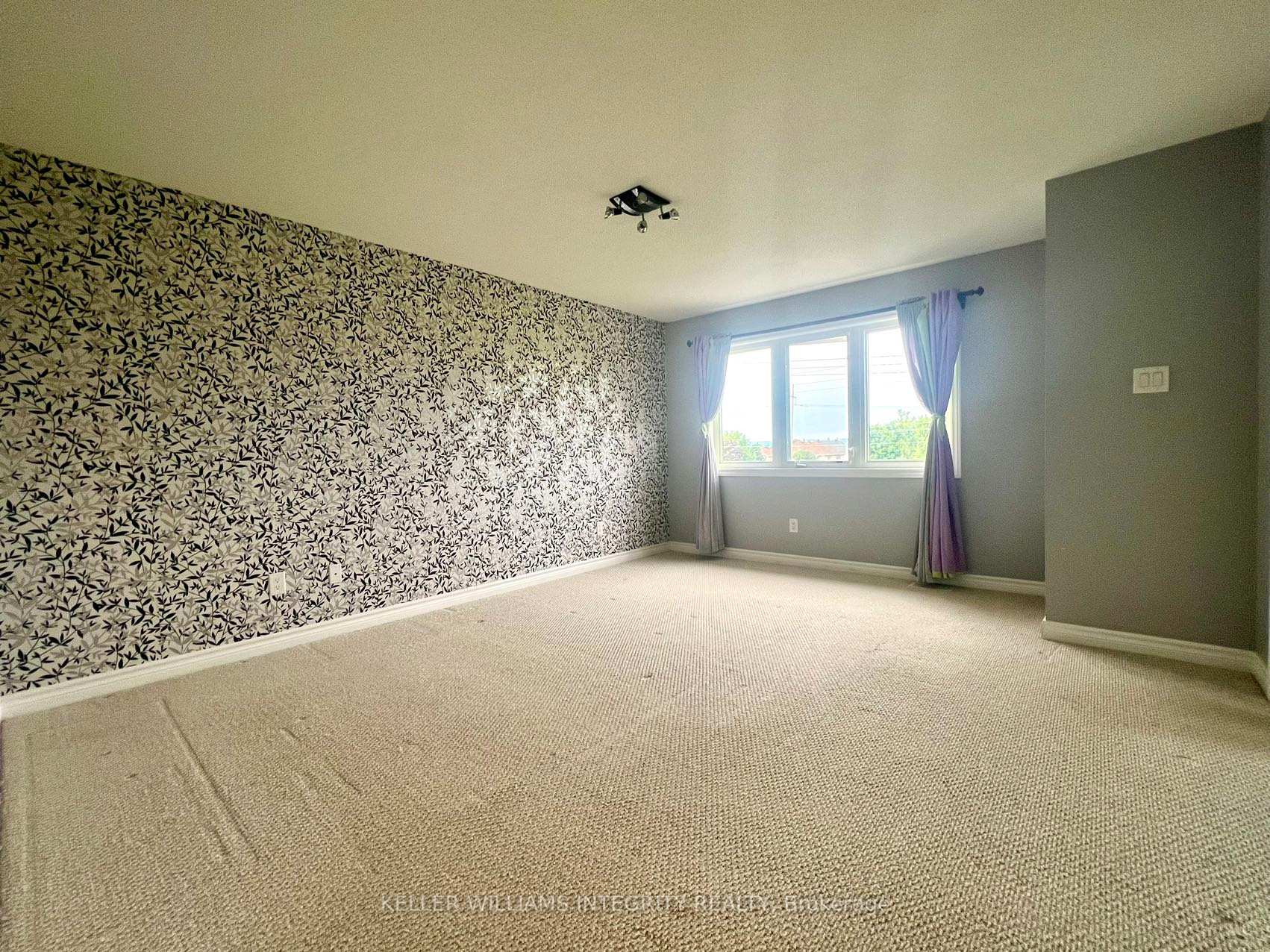 Photo 19 of 160 Forestbrook Street, Ottawa, Kanata - Morgan's Grant/South March — HOMEH