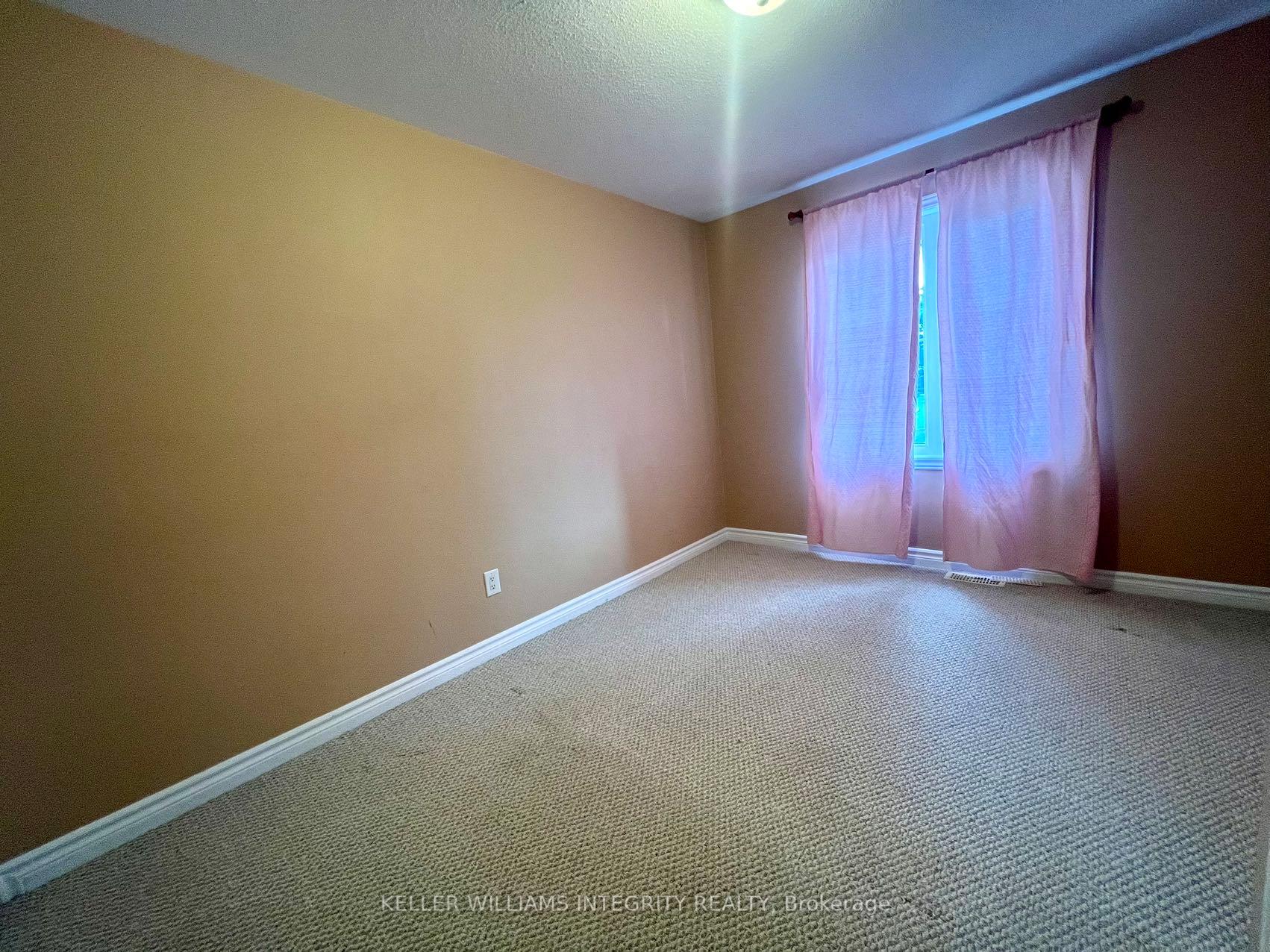 Photo 22 of 160 Forestbrook Street, Ottawa, Kanata - Morgan's Grant/South March — HOMEH