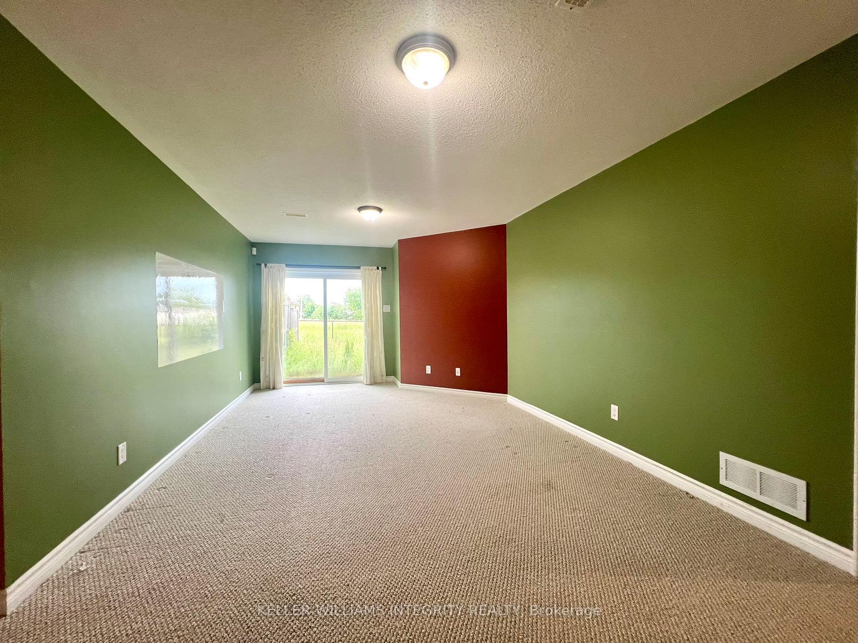 Photo 24 of 160 Forestbrook Street, Ottawa, Kanata - Morgan's Grant/South March — HOMEH