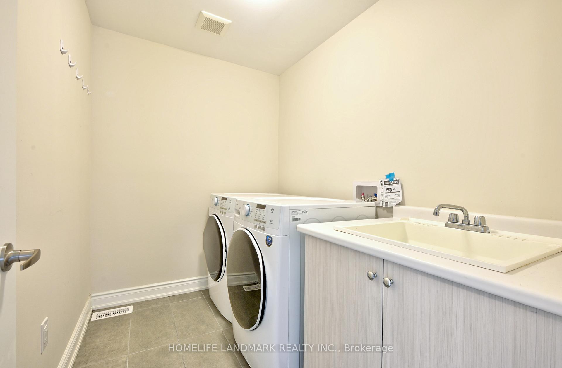 Photo 16 of 26 Fred Lablanc Drive, Markham, Cornell — HOMEH