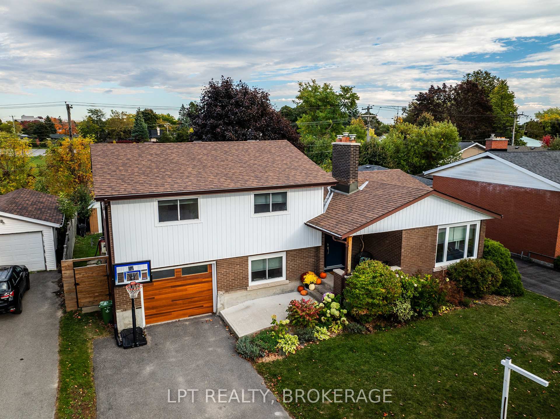 Photo 5 of 315 Norman Rogers Drive, Kingston, Central City West — HOMEH