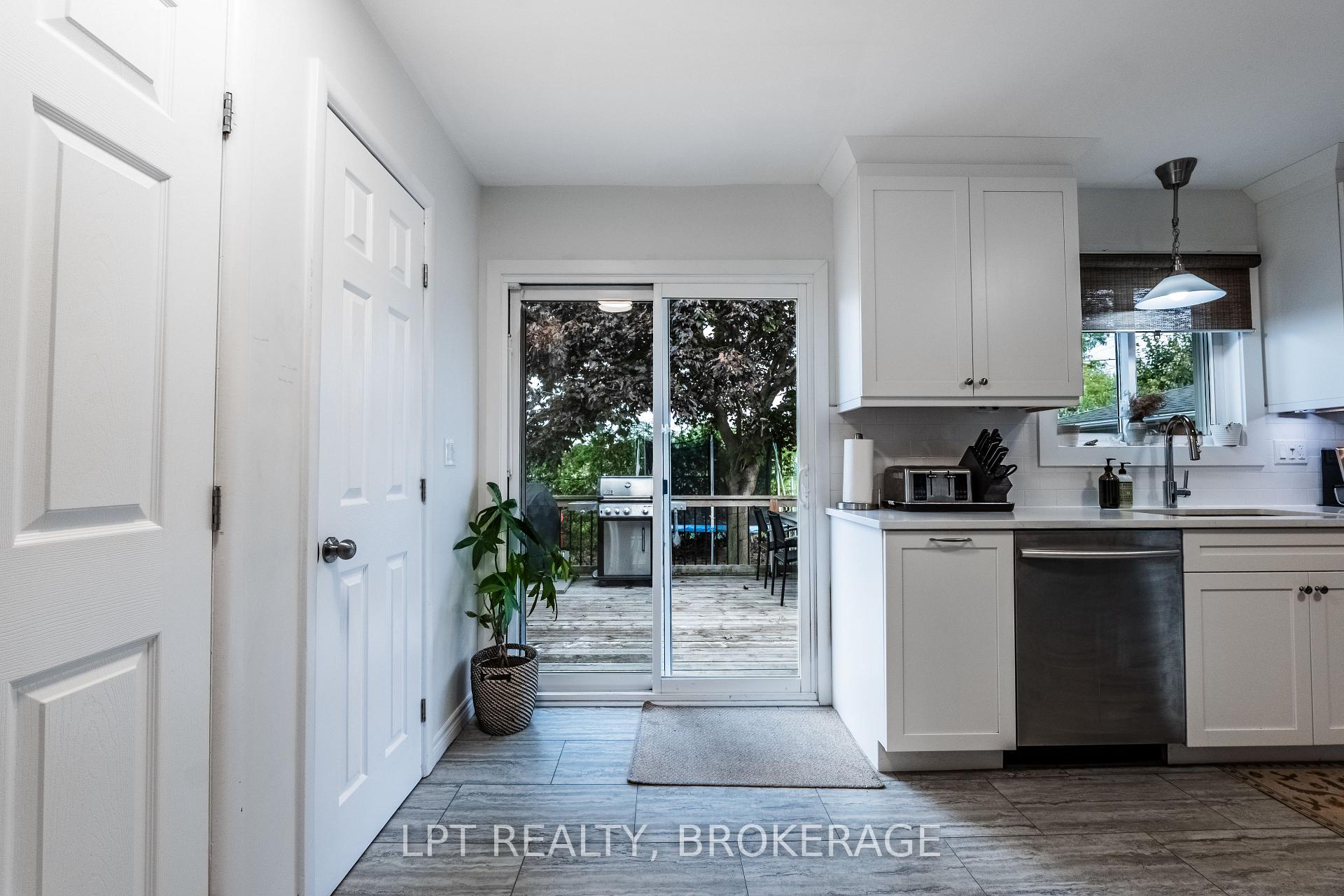 Photo 19 of 315 Norman Rogers Drive, Kingston, Central City West — HOMEH
