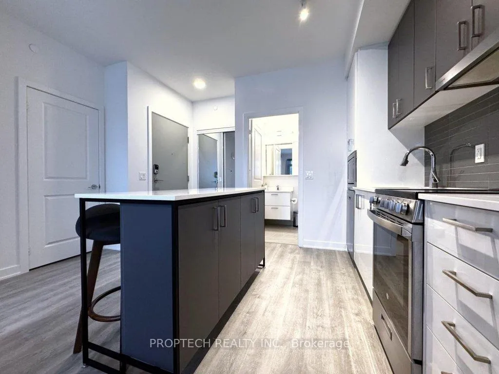 Photo 12 of Unit 628, 50 Upper Mall Way, Vaughan, Brownridge — HOMEH