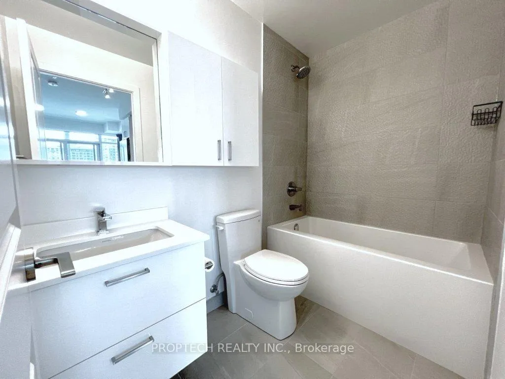 Photo 13 of Unit 628, 50 Upper Mall Way, Vaughan, Brownridge — HOMEH