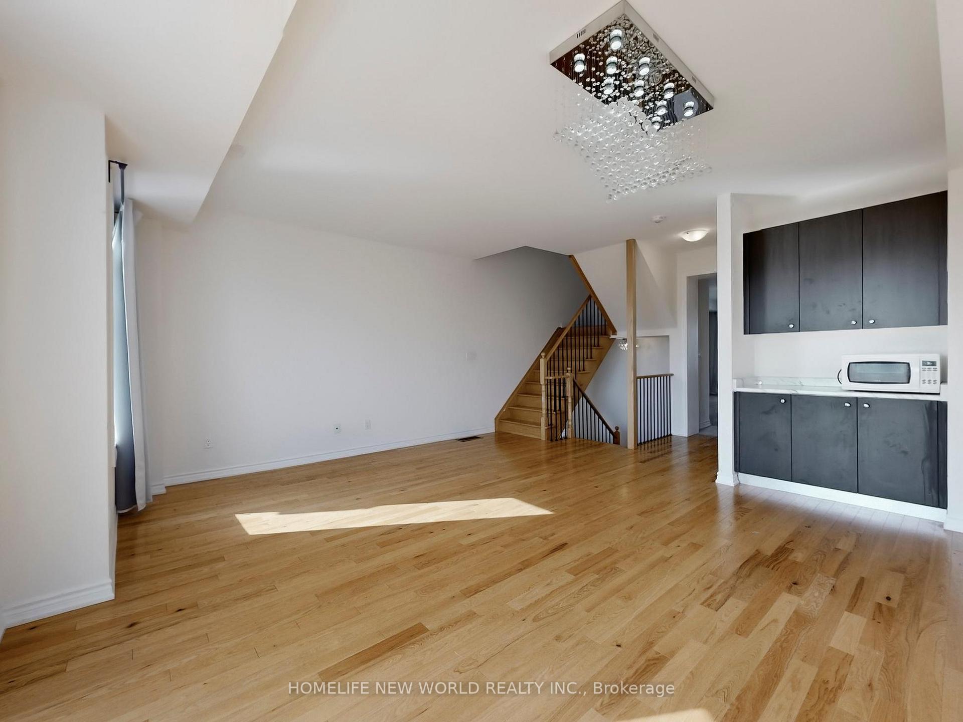 Photo 7 of 5 Hammersmith Lane, Markham, Victoria Square — HOMEH
