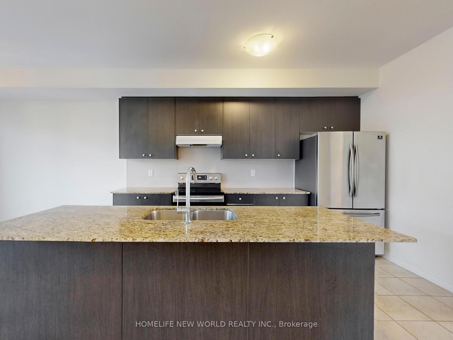 Photo 11 of 5 Hammersmith Lane, Markham, Victoria Square — HOMEH