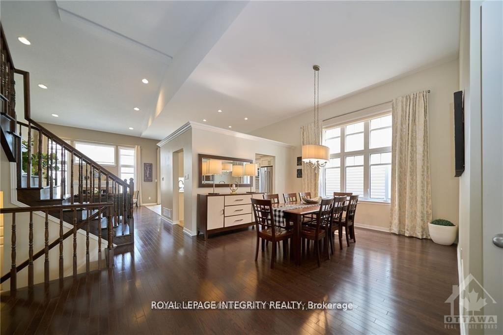 Photo 4 of 132 Palfrey Way, Ottawa, Kanata - Emerald Meadows/Trailwest — HOMEH