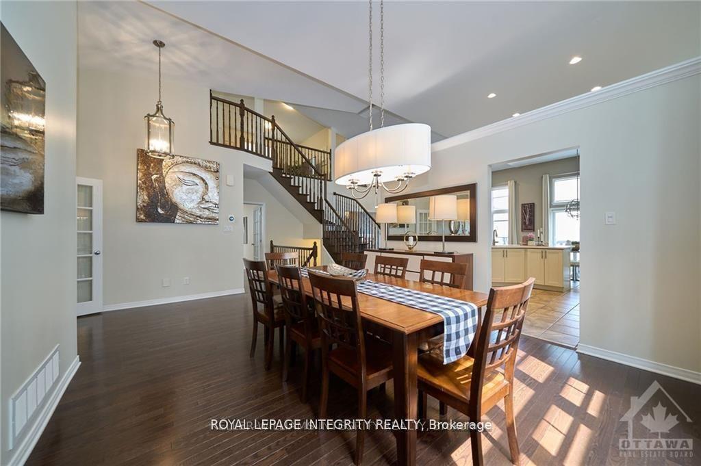 Photo 5 of 132 Palfrey Way, Ottawa, Kanata - Emerald Meadows/Trailwest — HOMEH