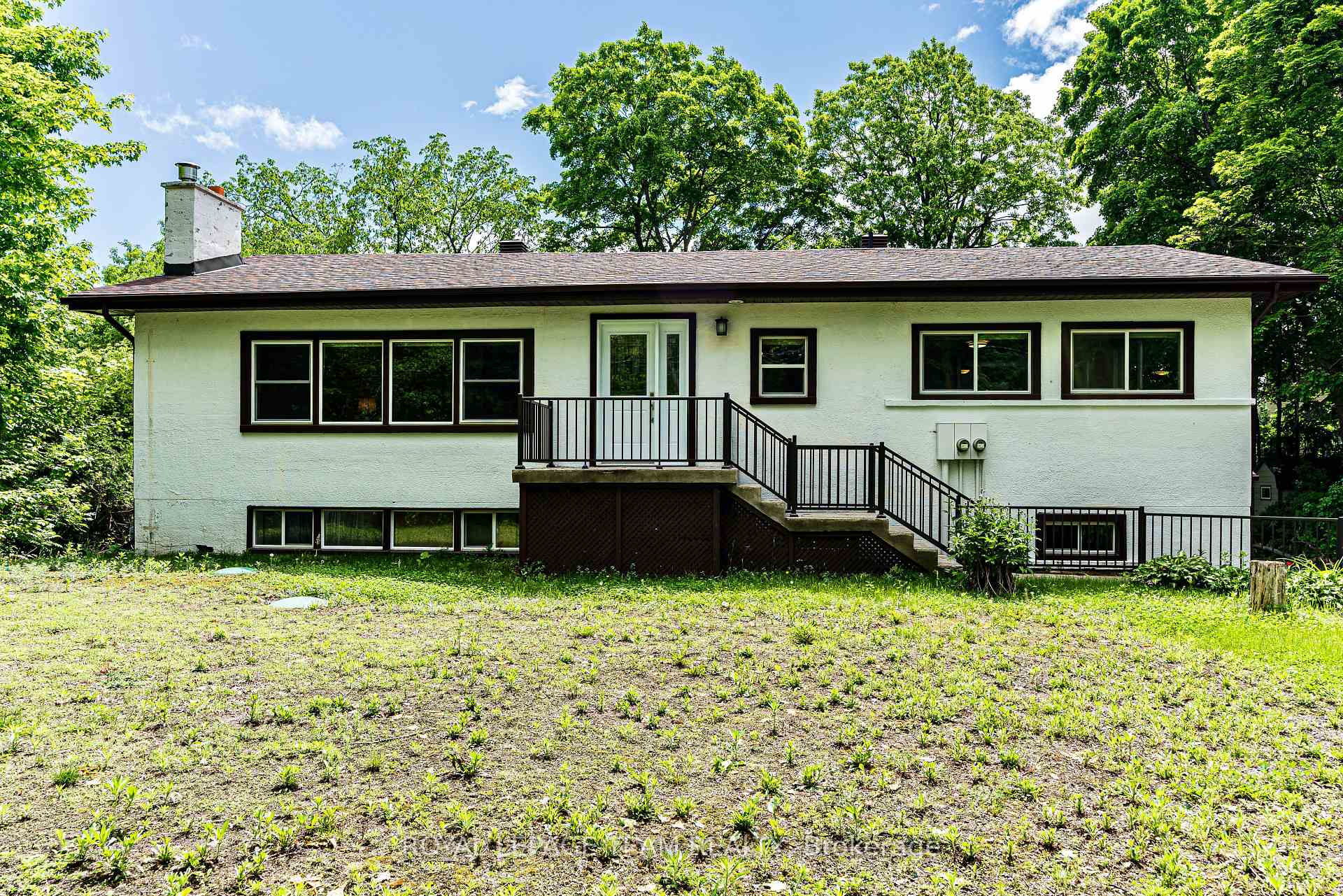 Front of 1206 Old Carp Road